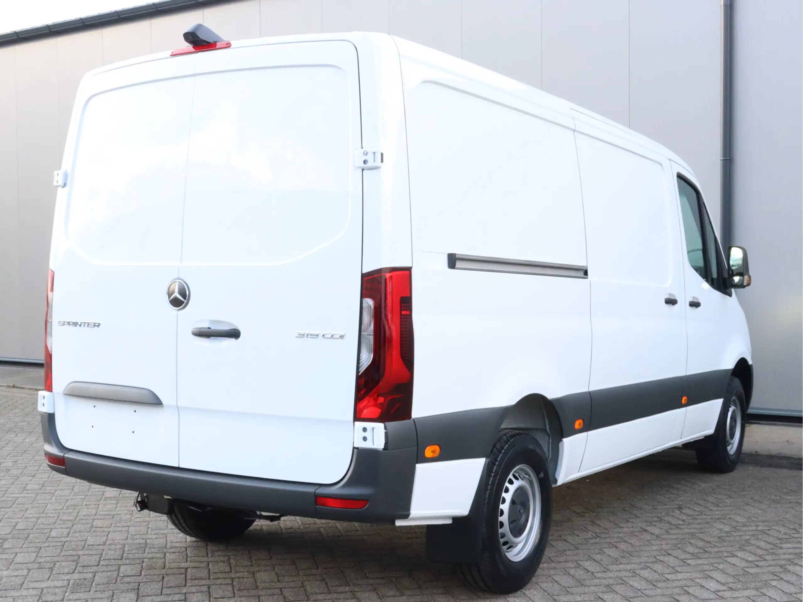 Mercedes-Benz - Sprinter