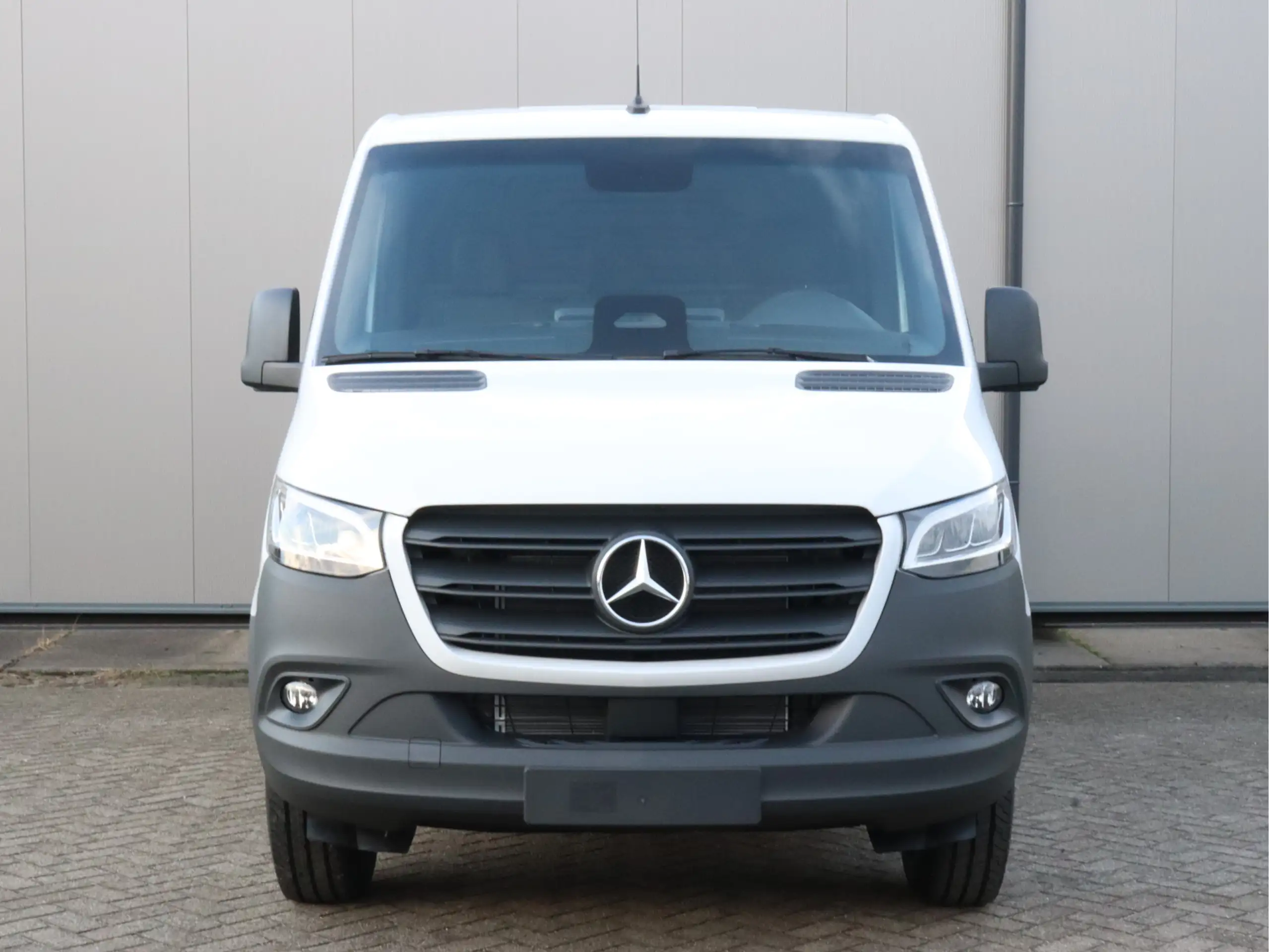 Mercedes-Benz - Sprinter