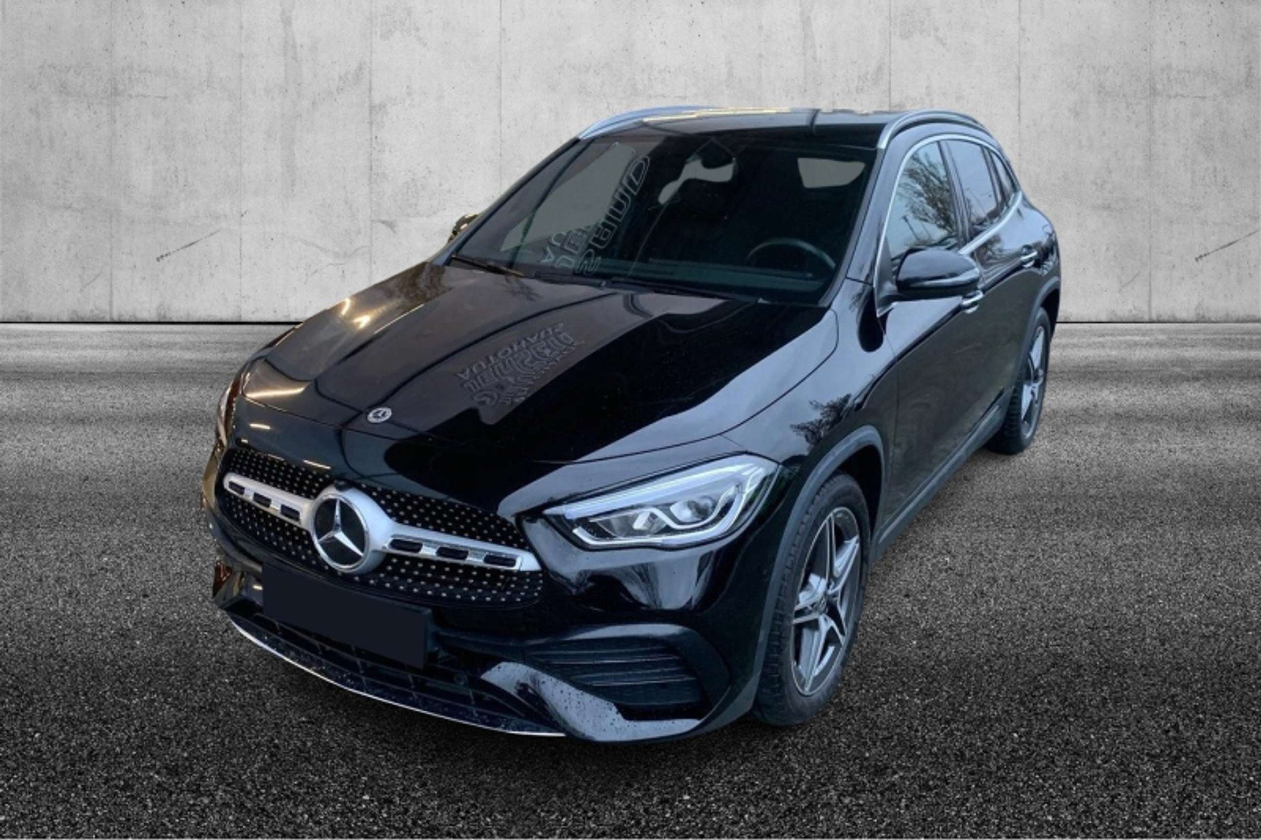 Mercedes-Benz - GLA 200