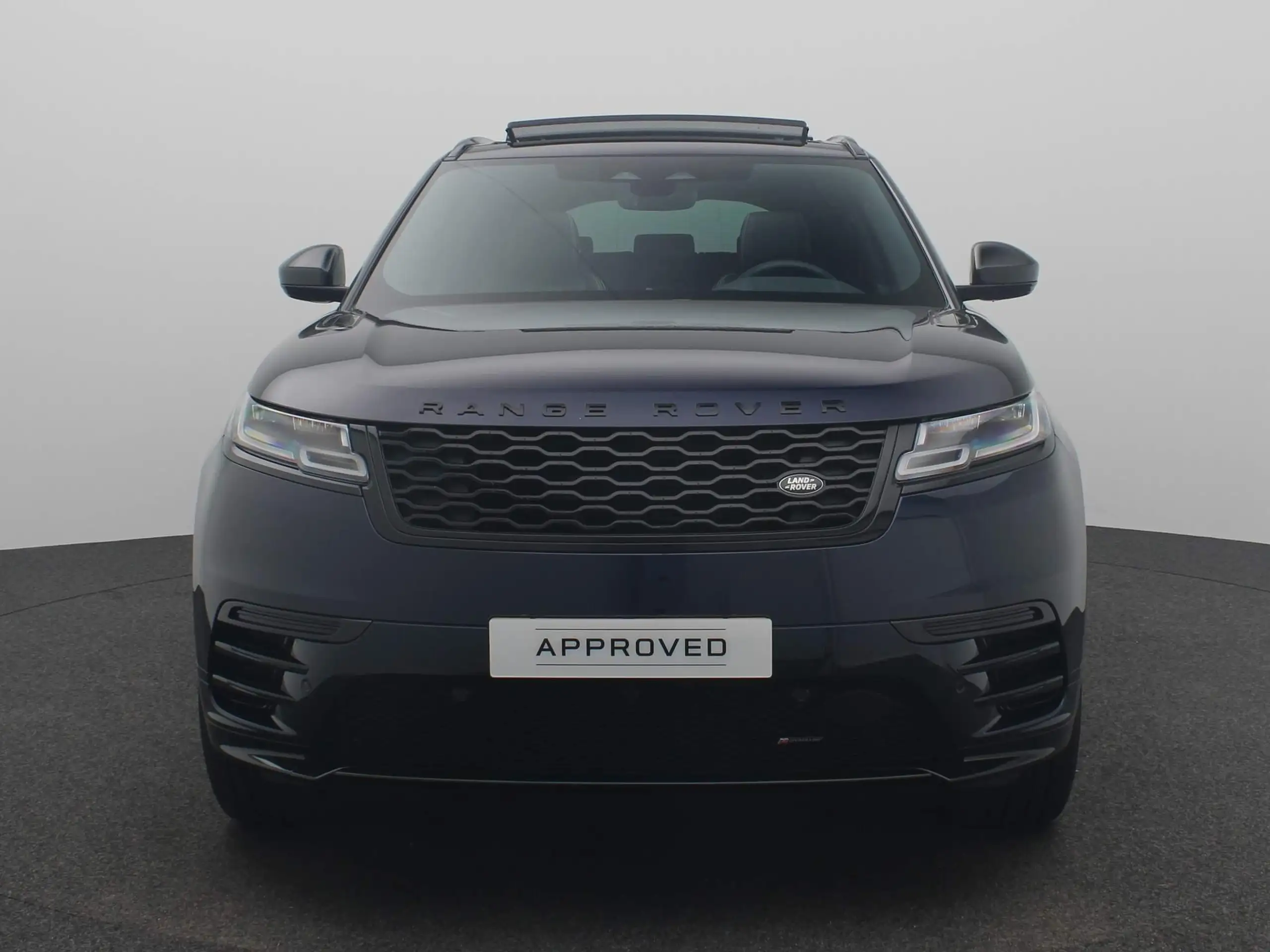 Land Rover - Range Rover Velar