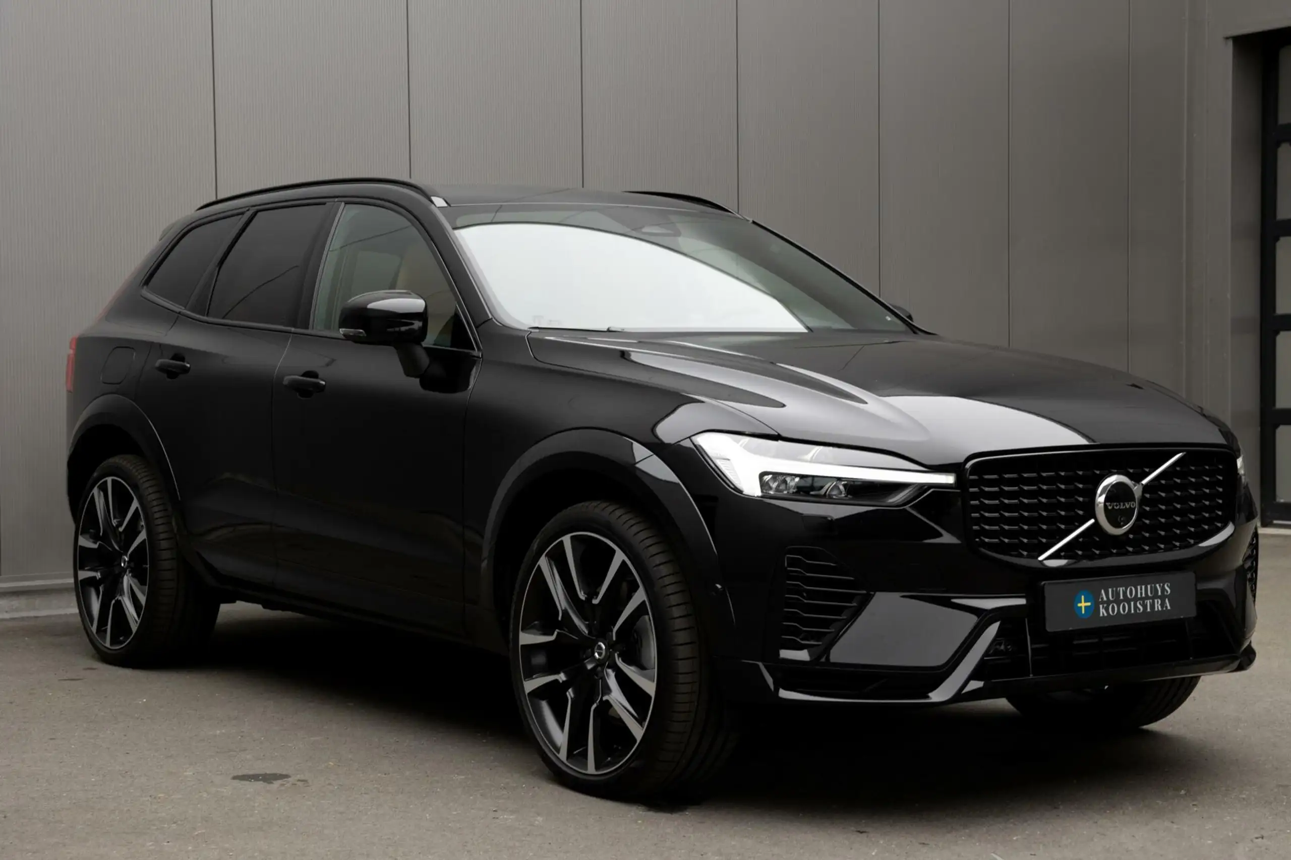 Volvo - XC60