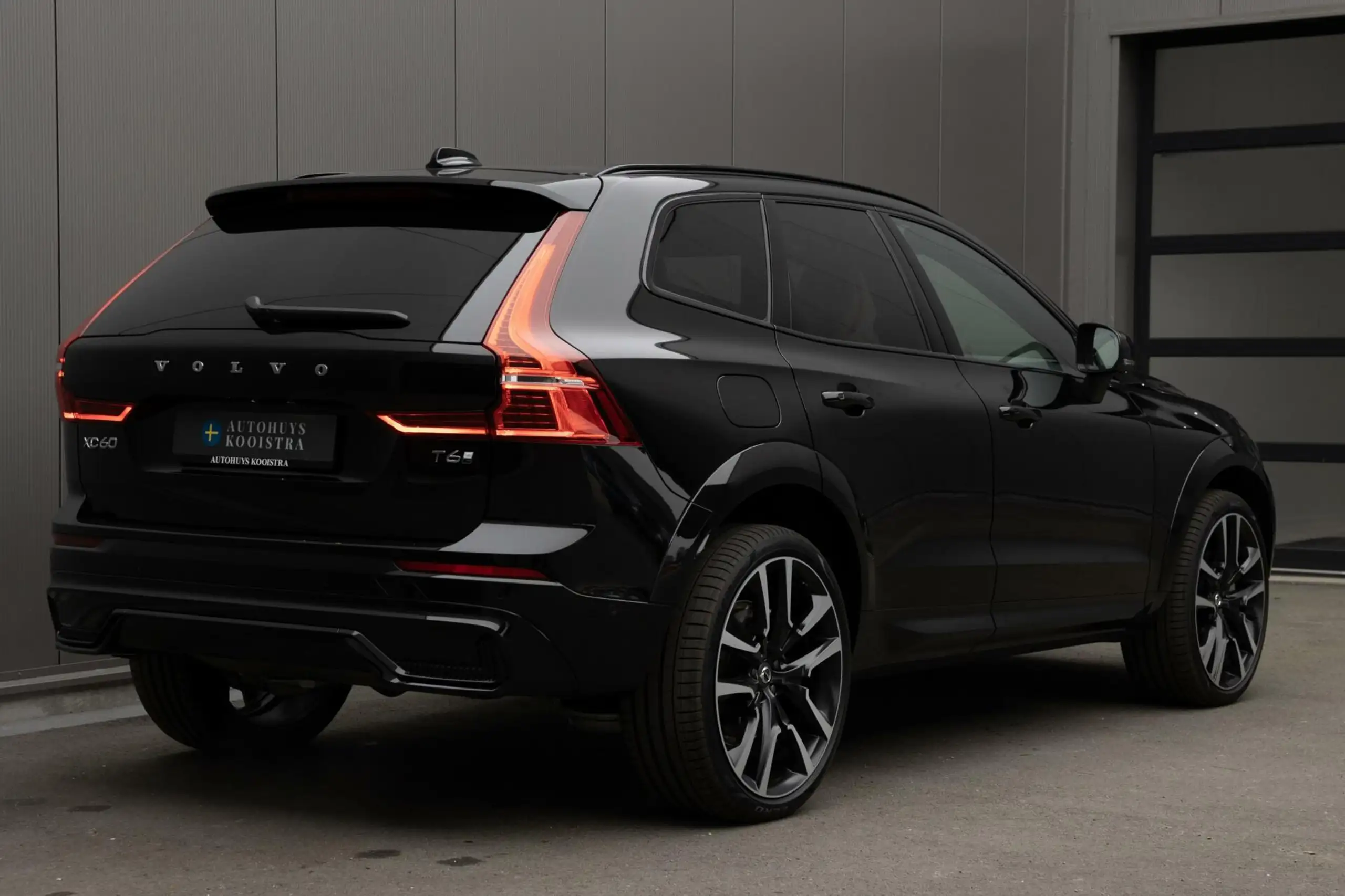 Volvo - XC60