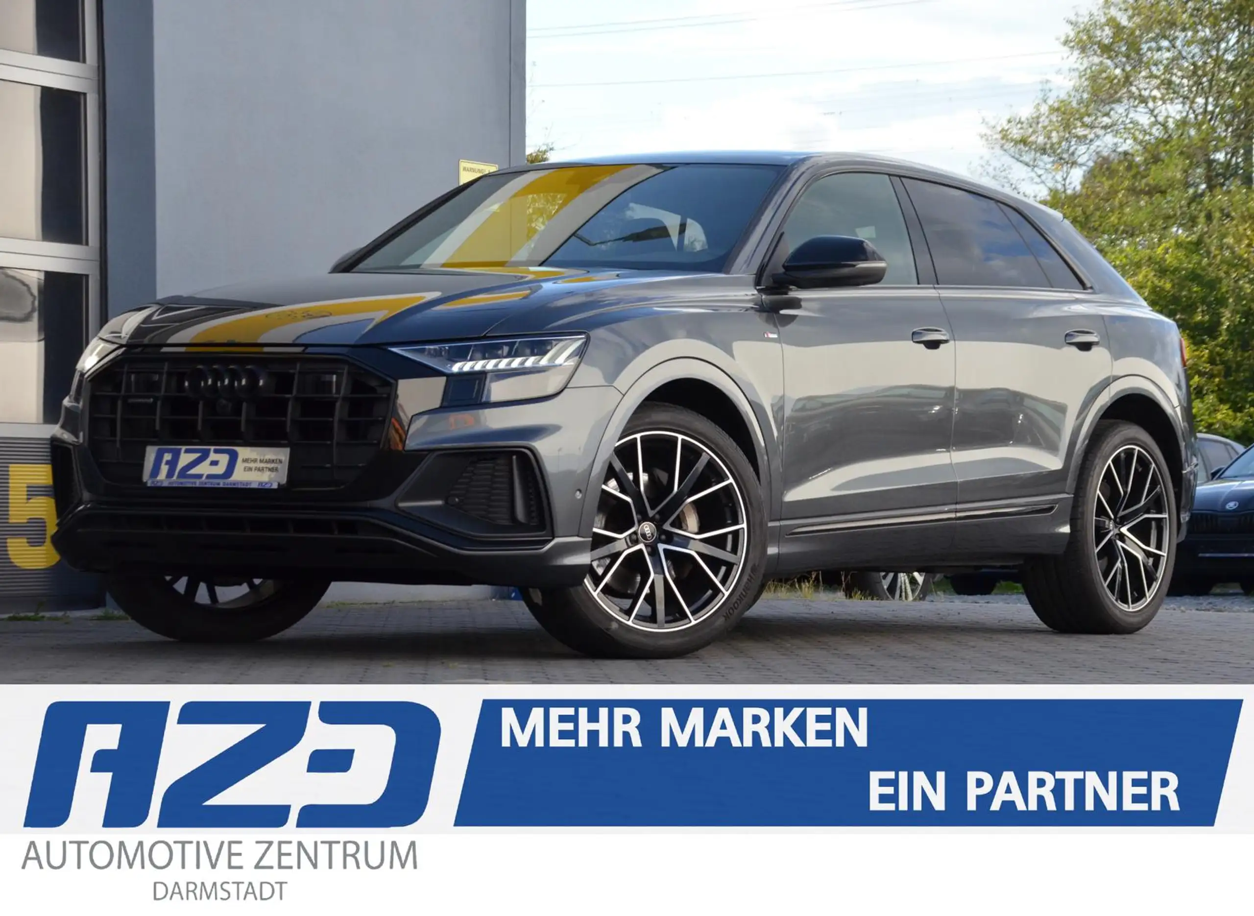 Audi - Q8