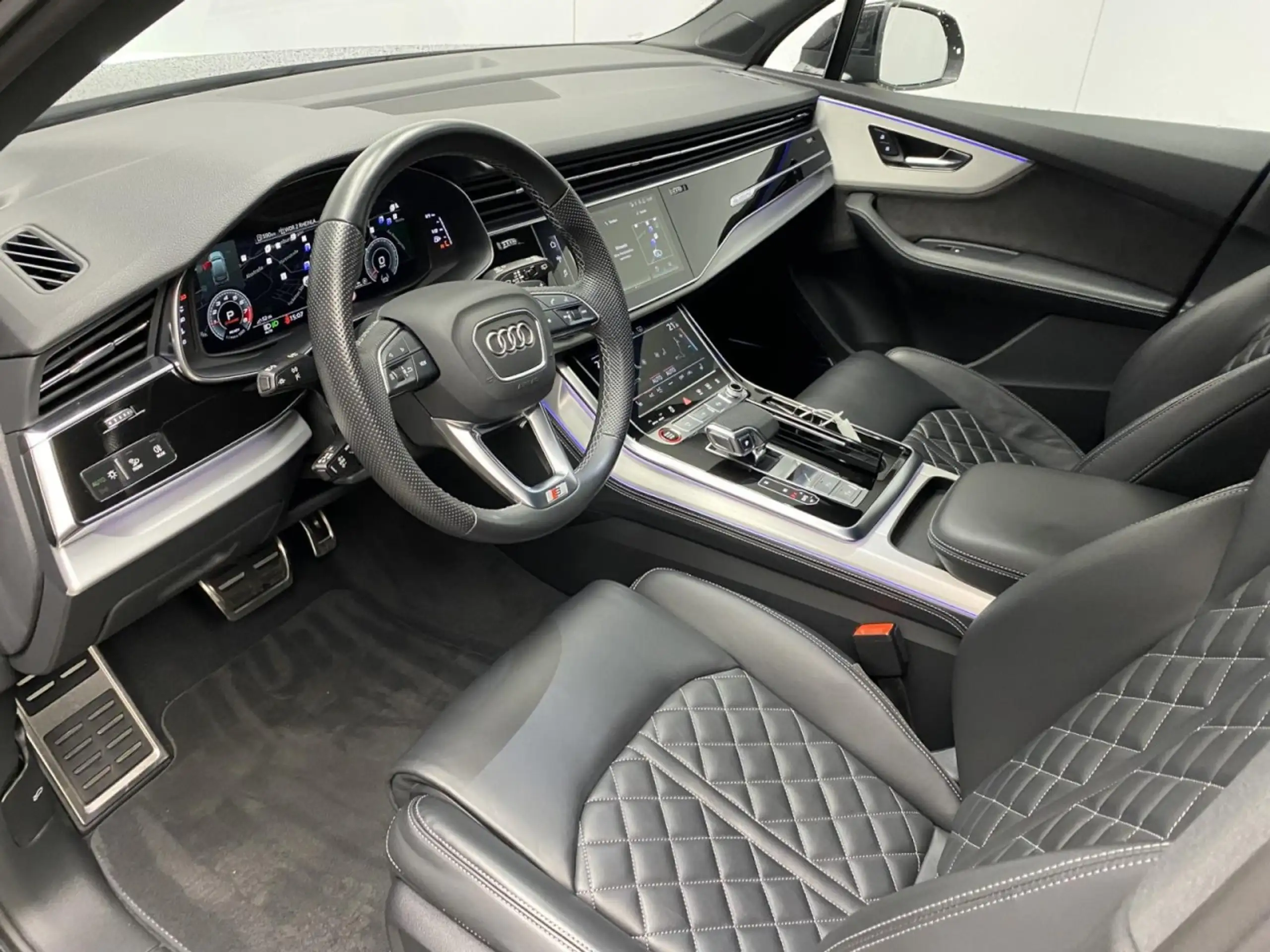 Audi - SQ7