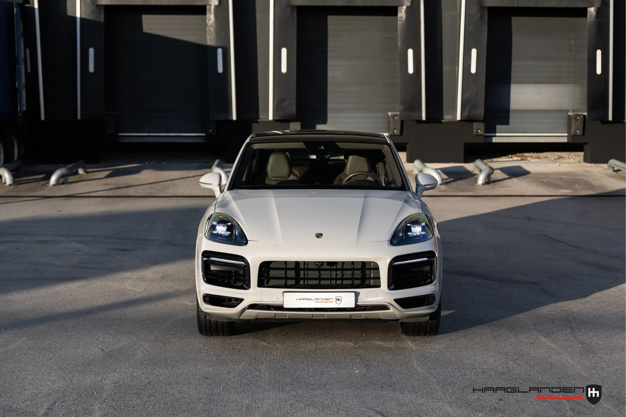 Porsche - Cayenne