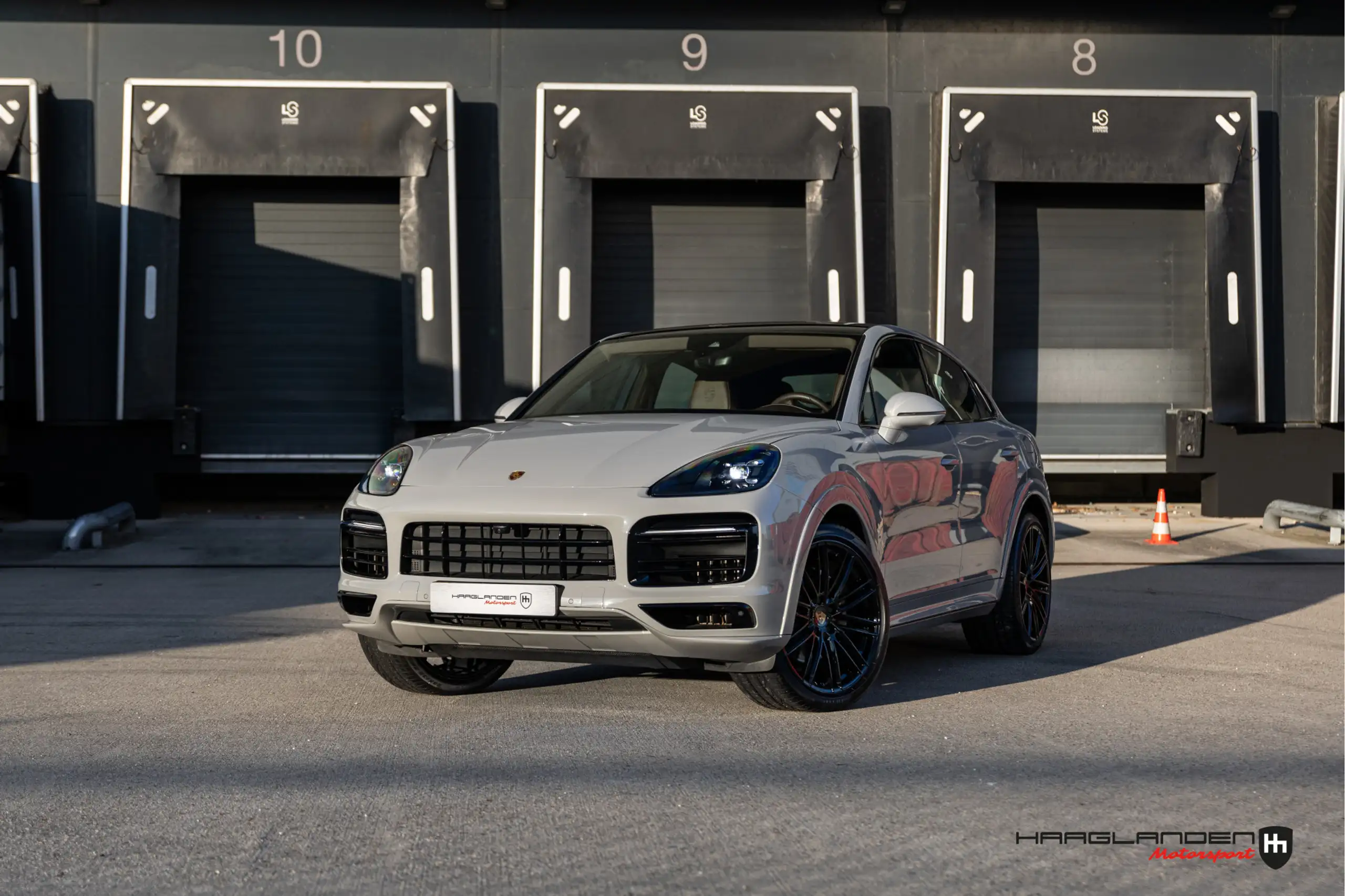 Porsche - Cayenne