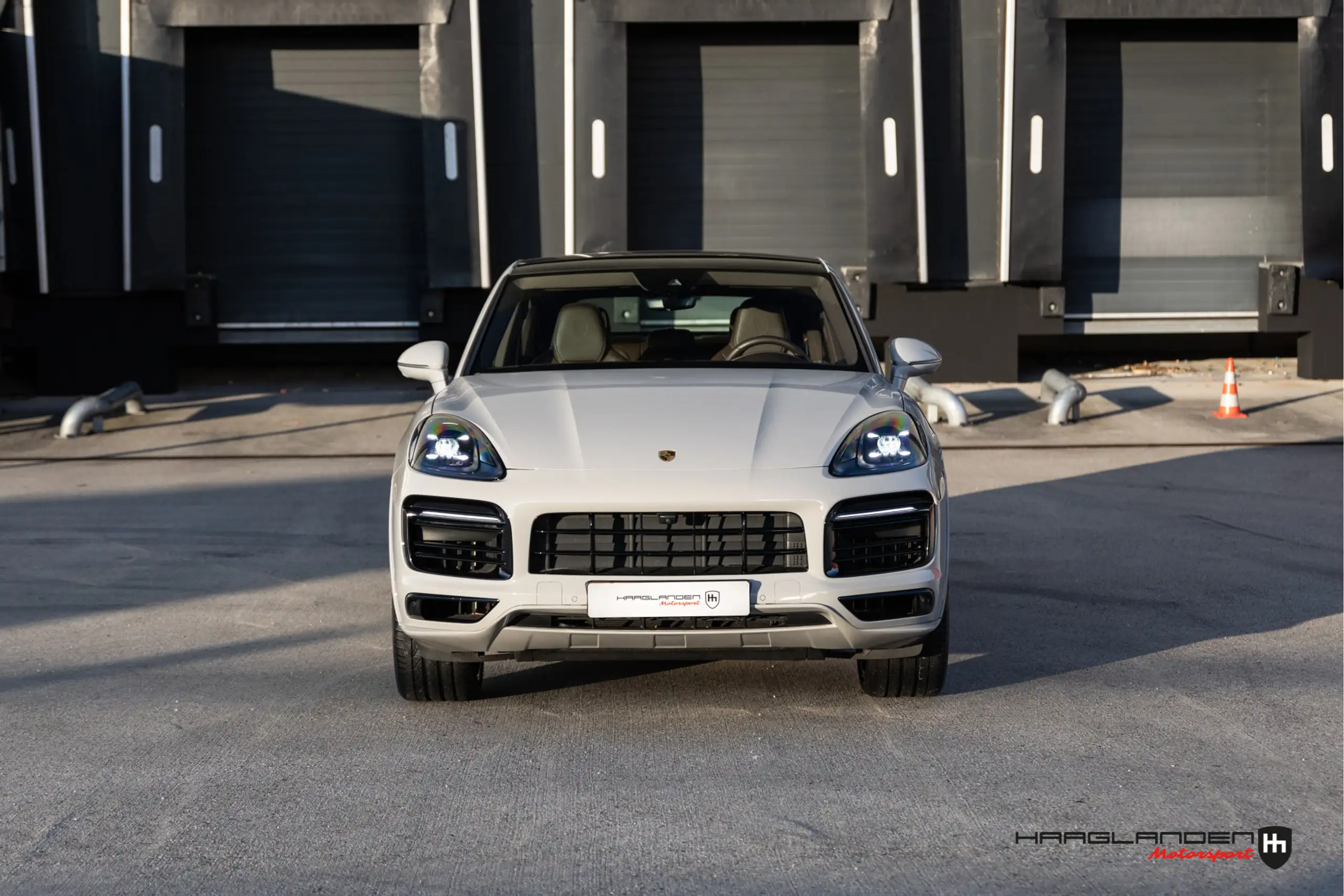 Porsche - Cayenne