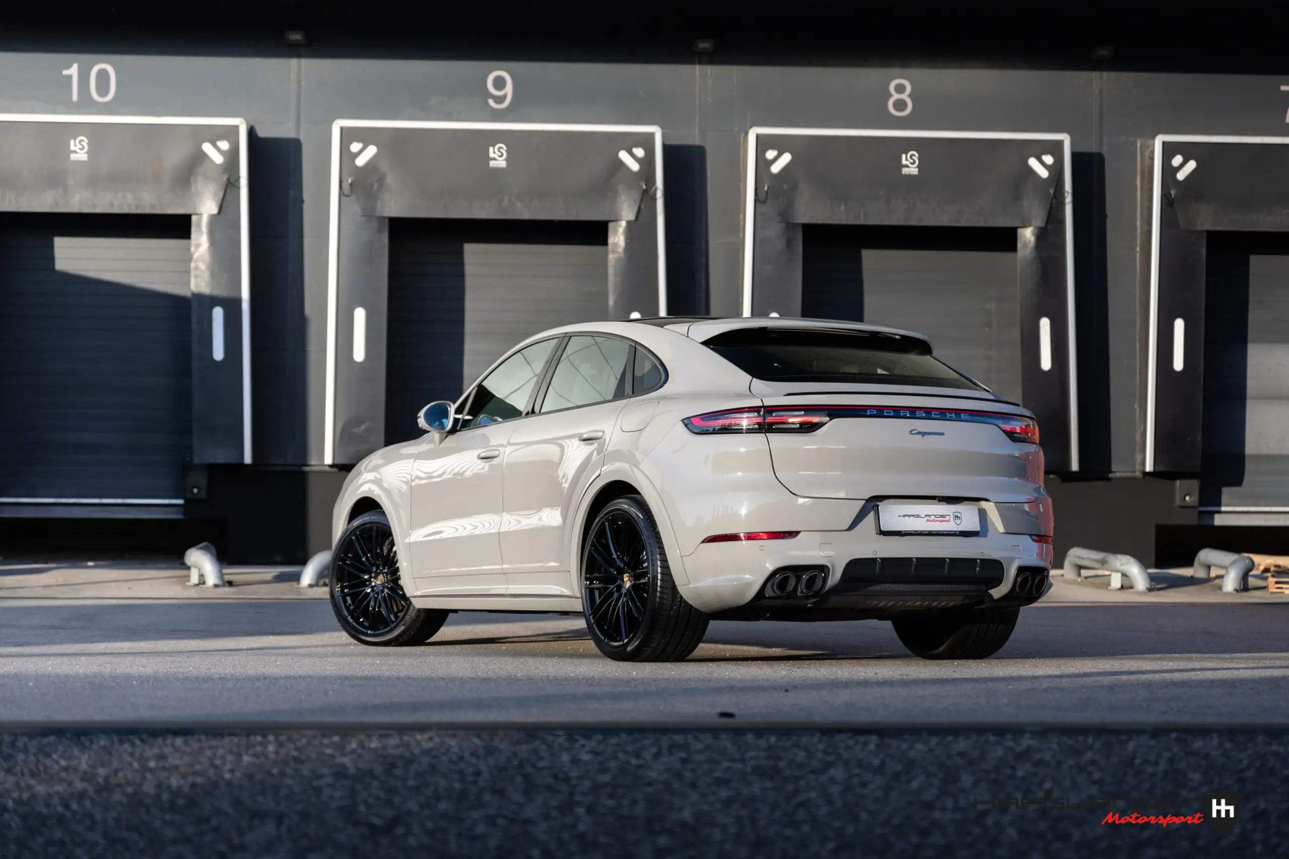 Porsche - Cayenne