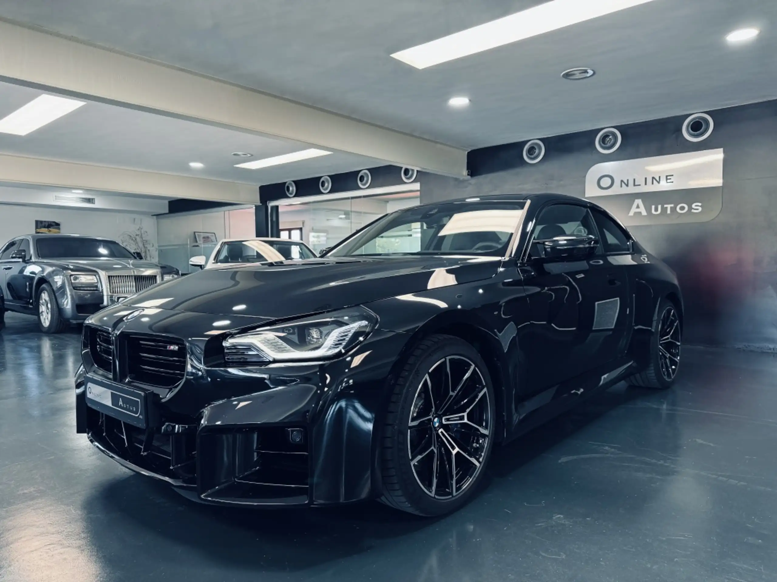 BMW - M2