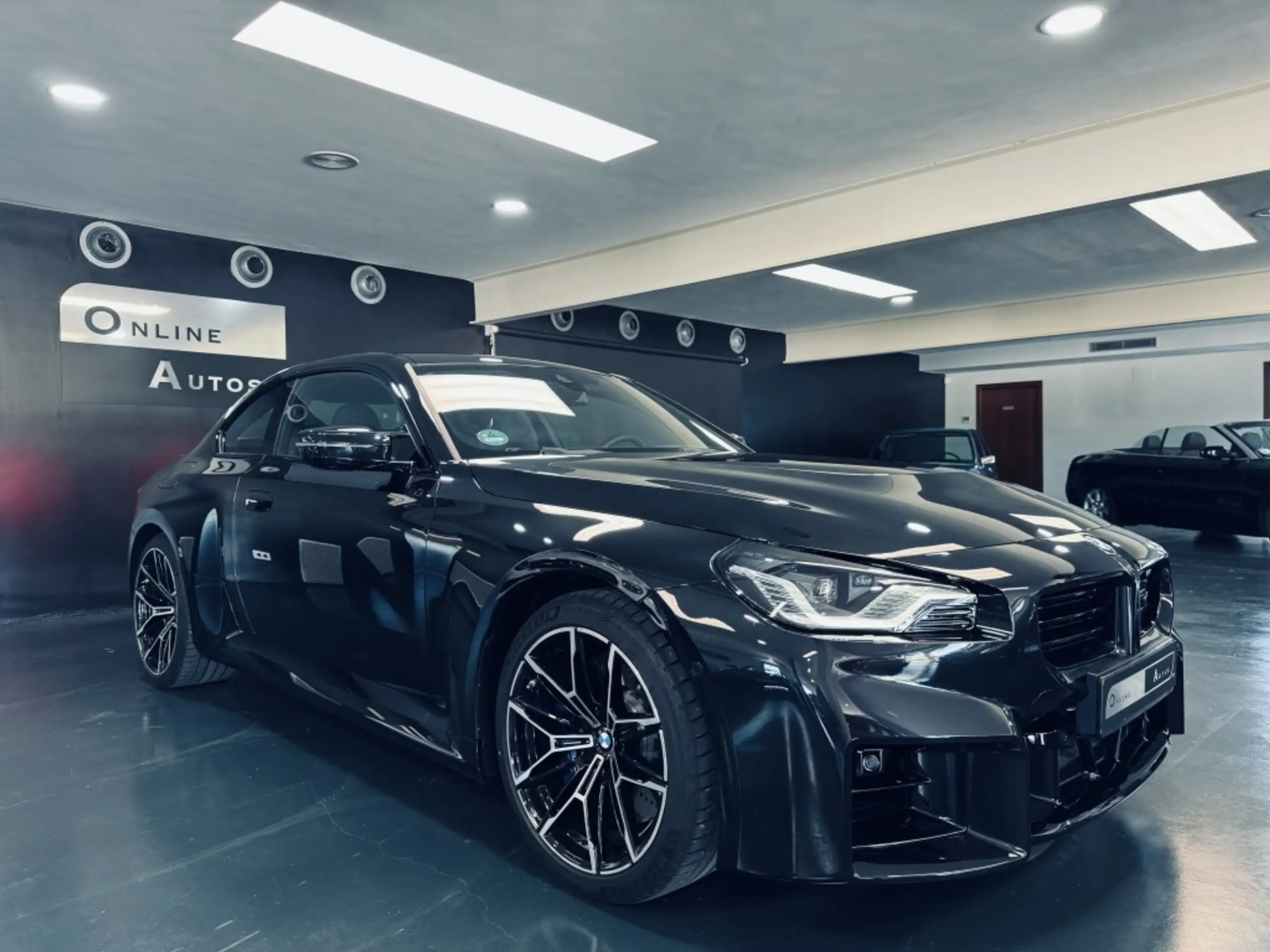 BMW - M2