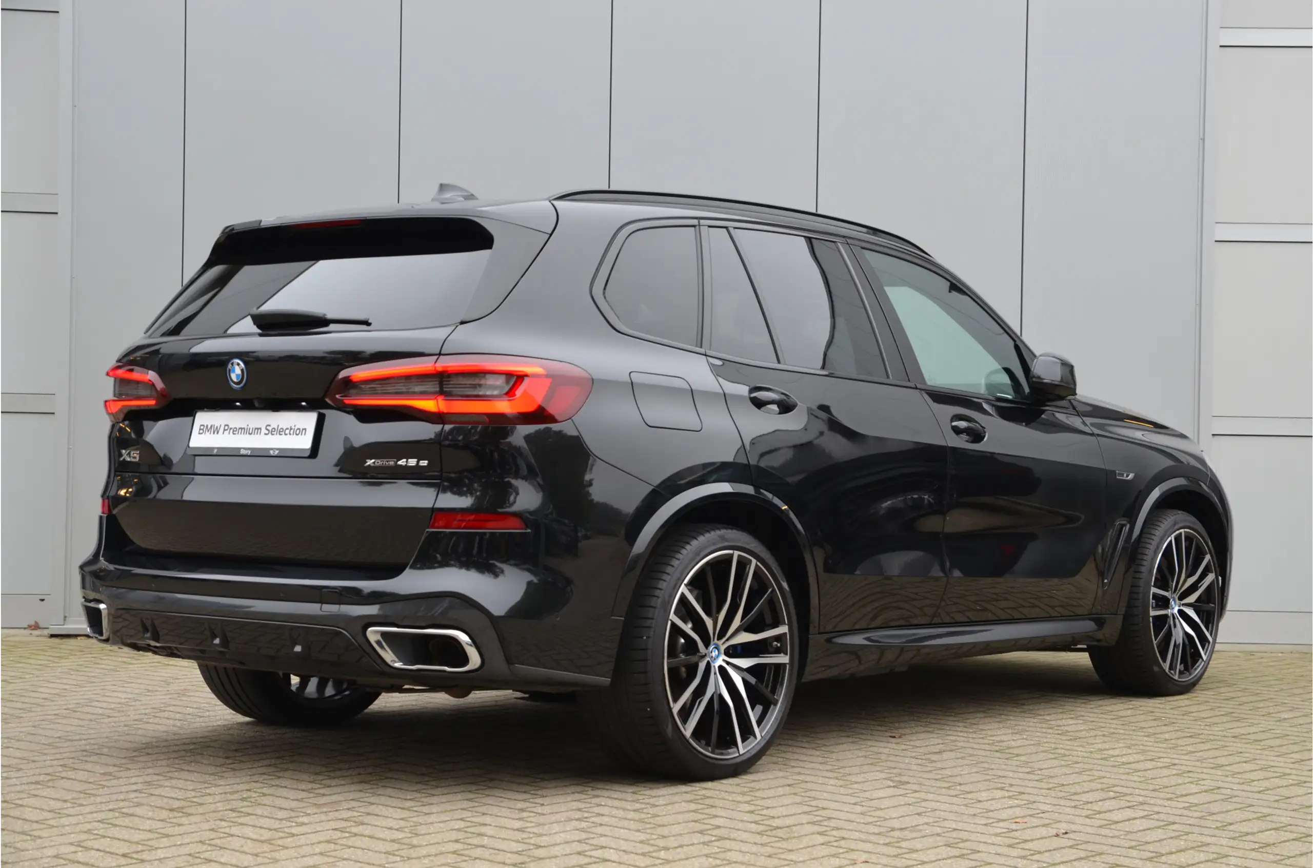 BMW - X5