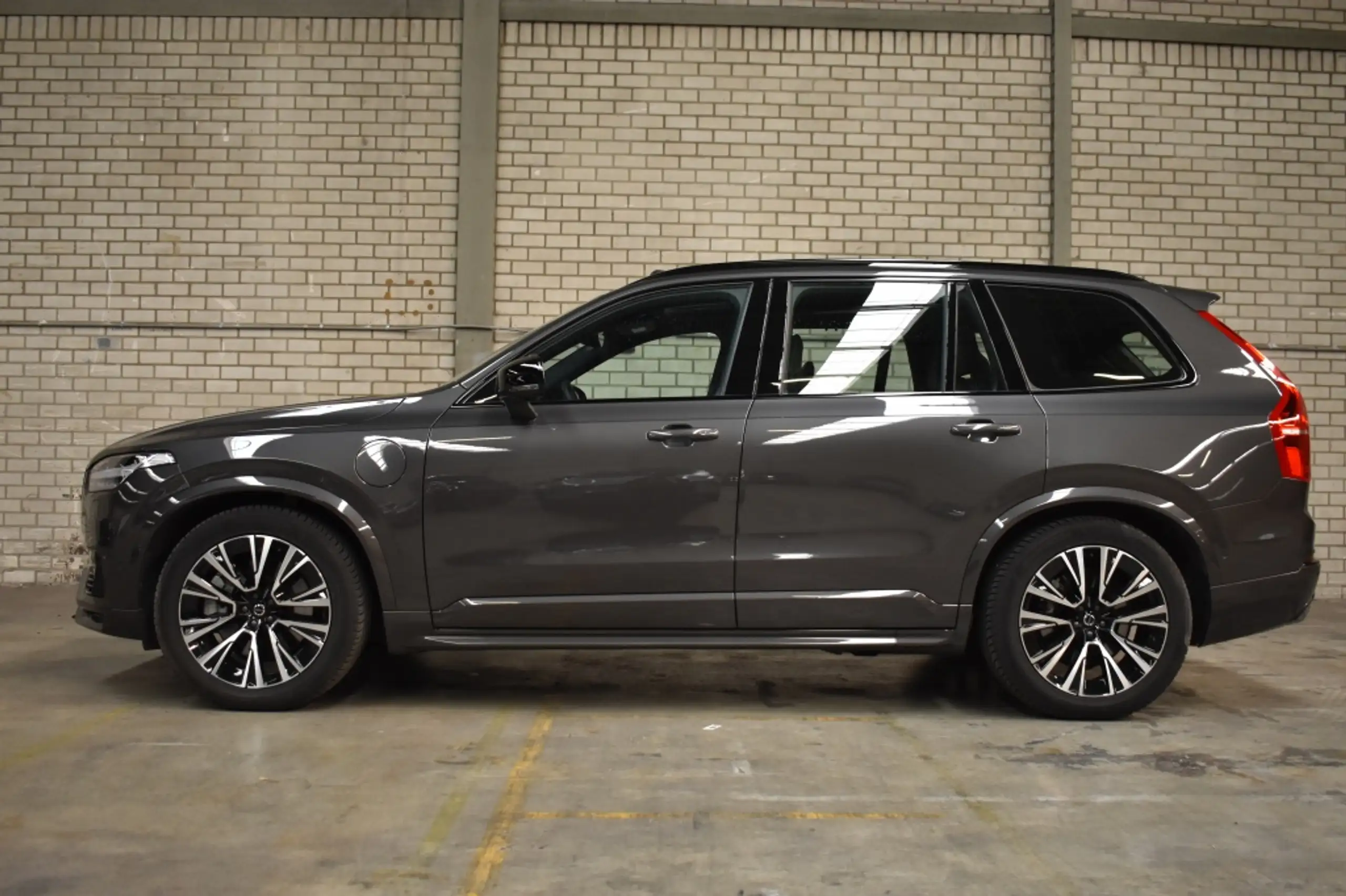 Volvo - XC90