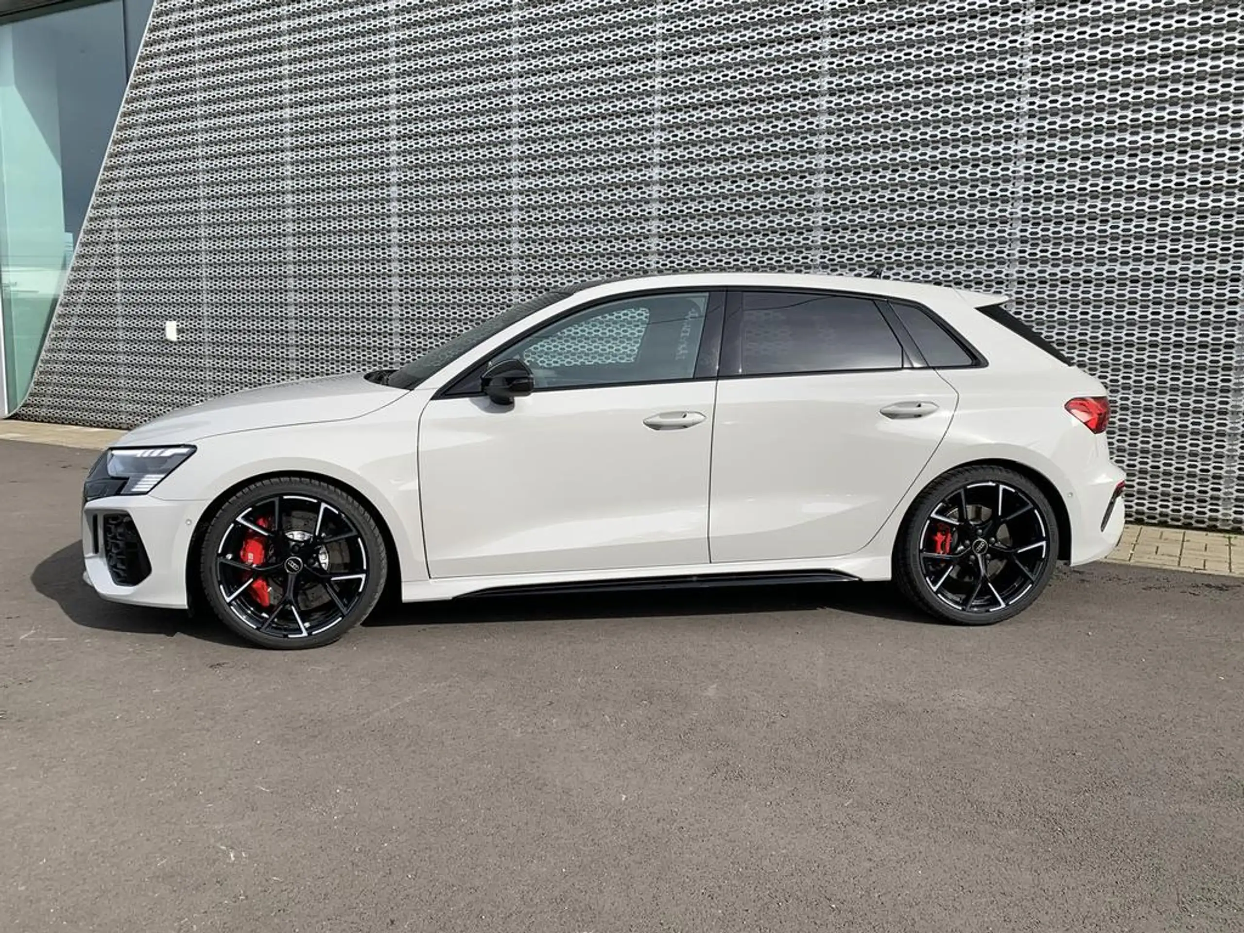 Audi - RS3