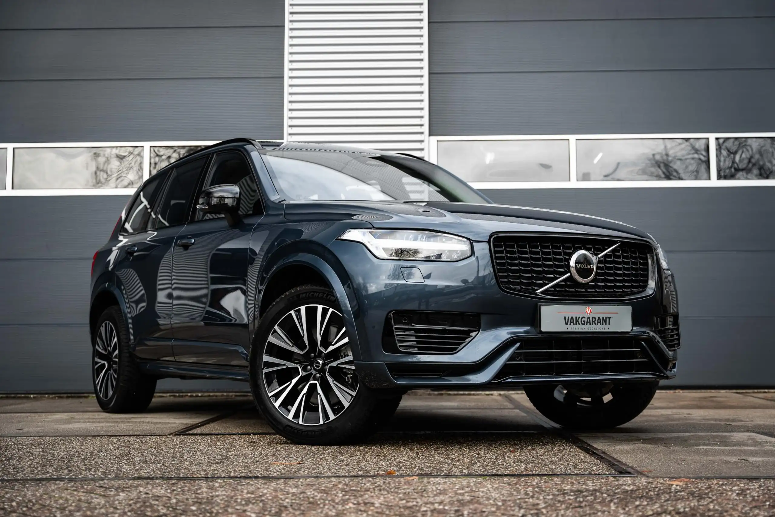 Volvo - XC90