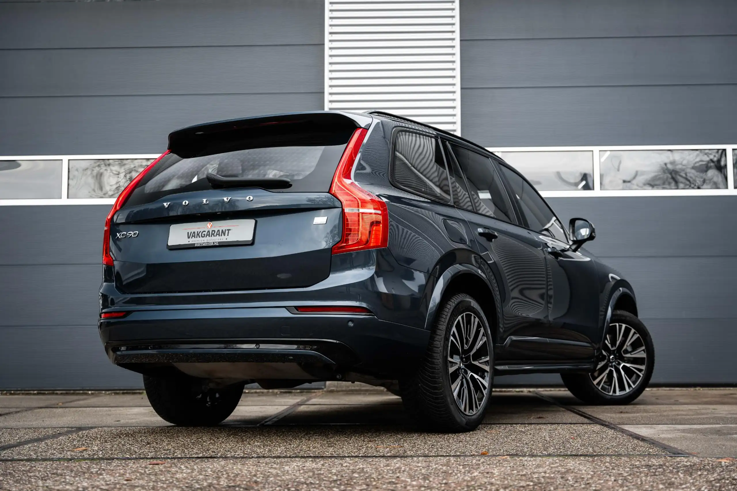 Volvo - XC90