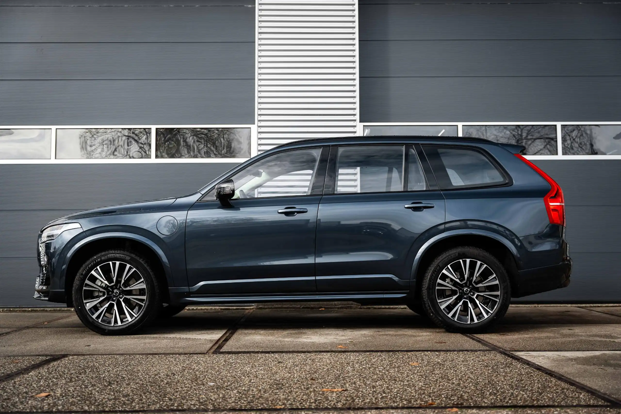 Volvo - XC90