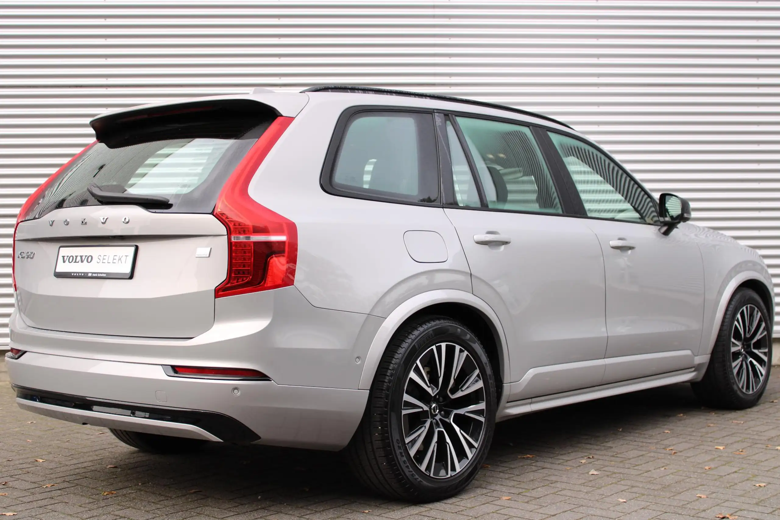 Volvo - XC90