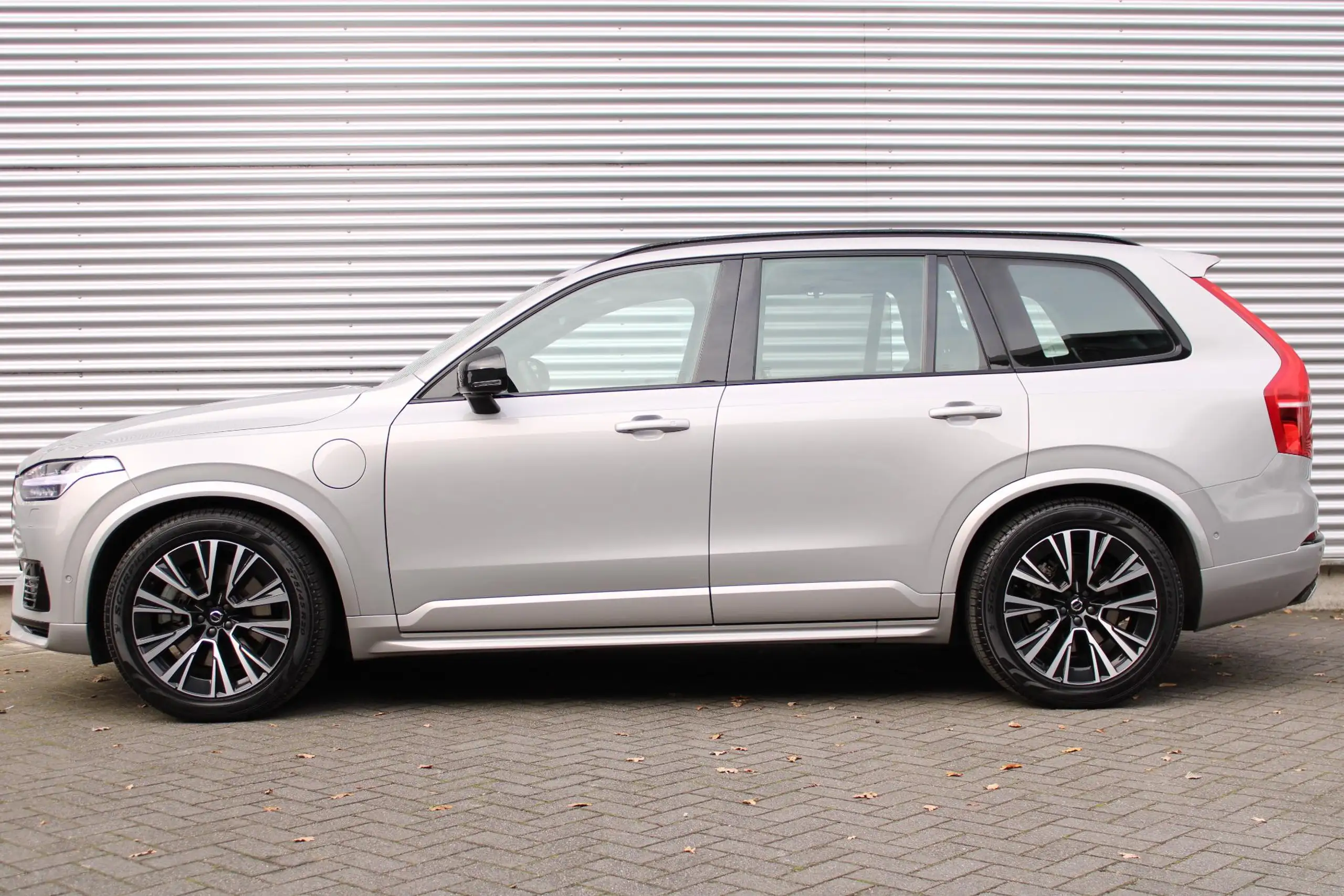 Volvo - XC90