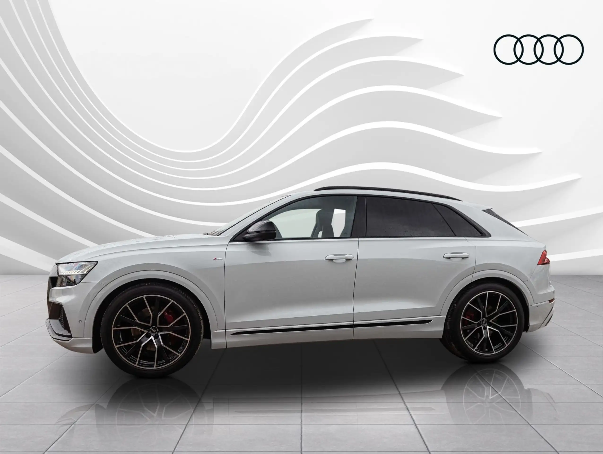 Audi - Q8