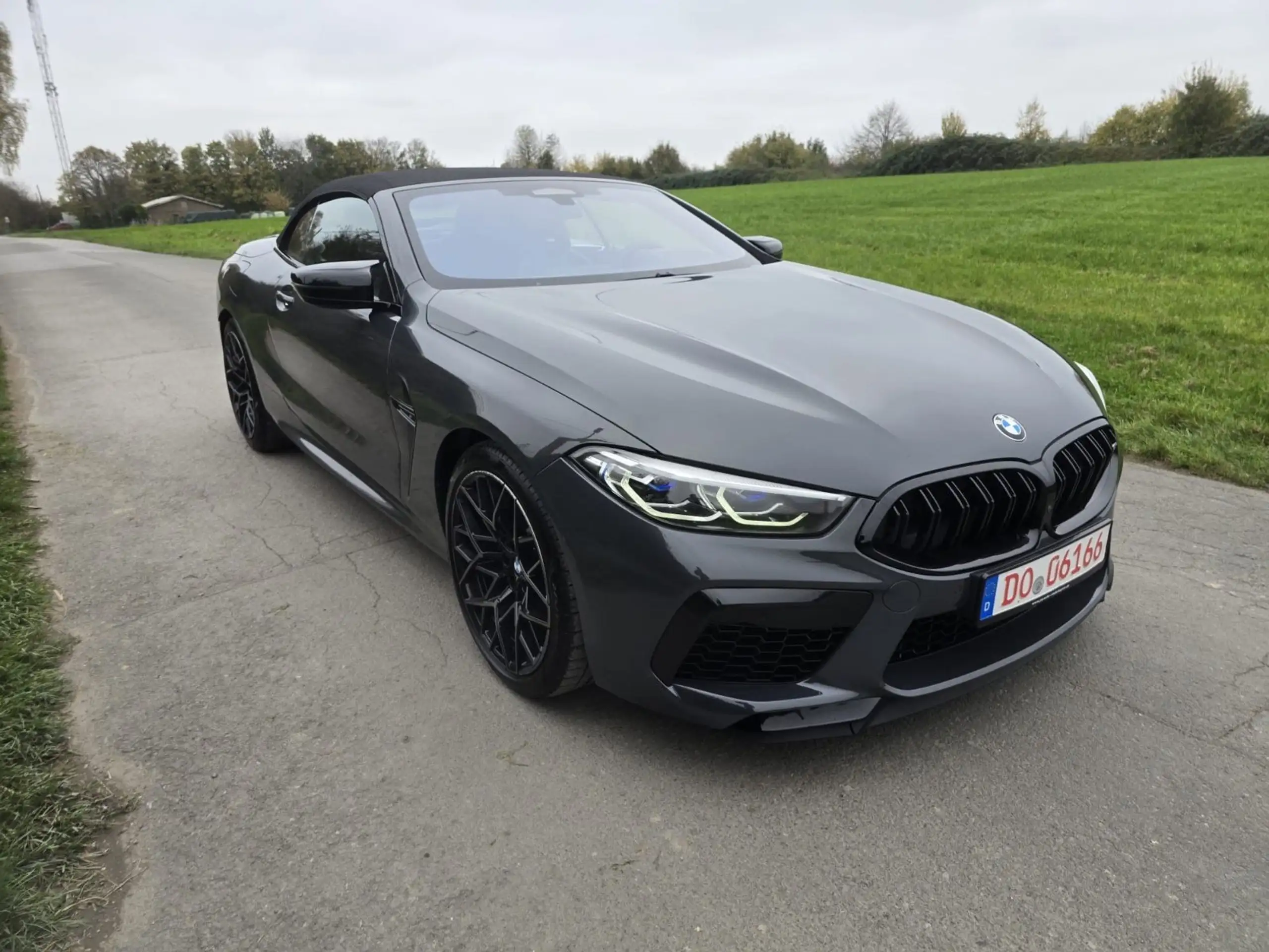 BMW - M8