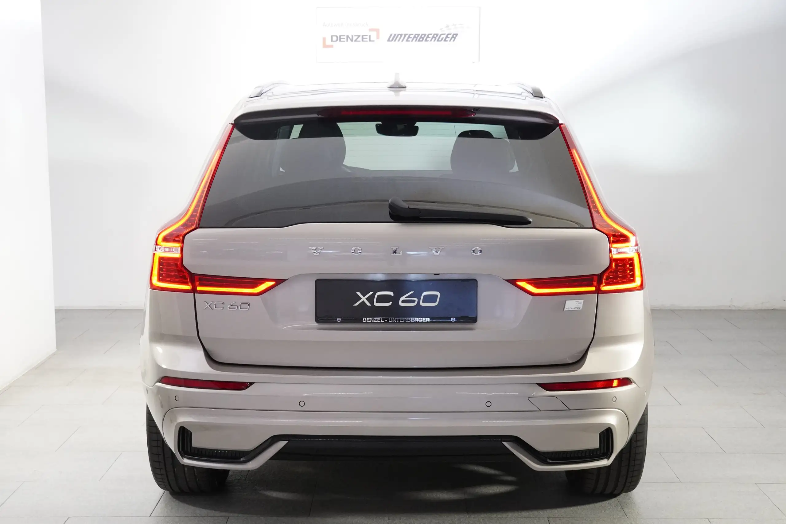 Volvo - XC60