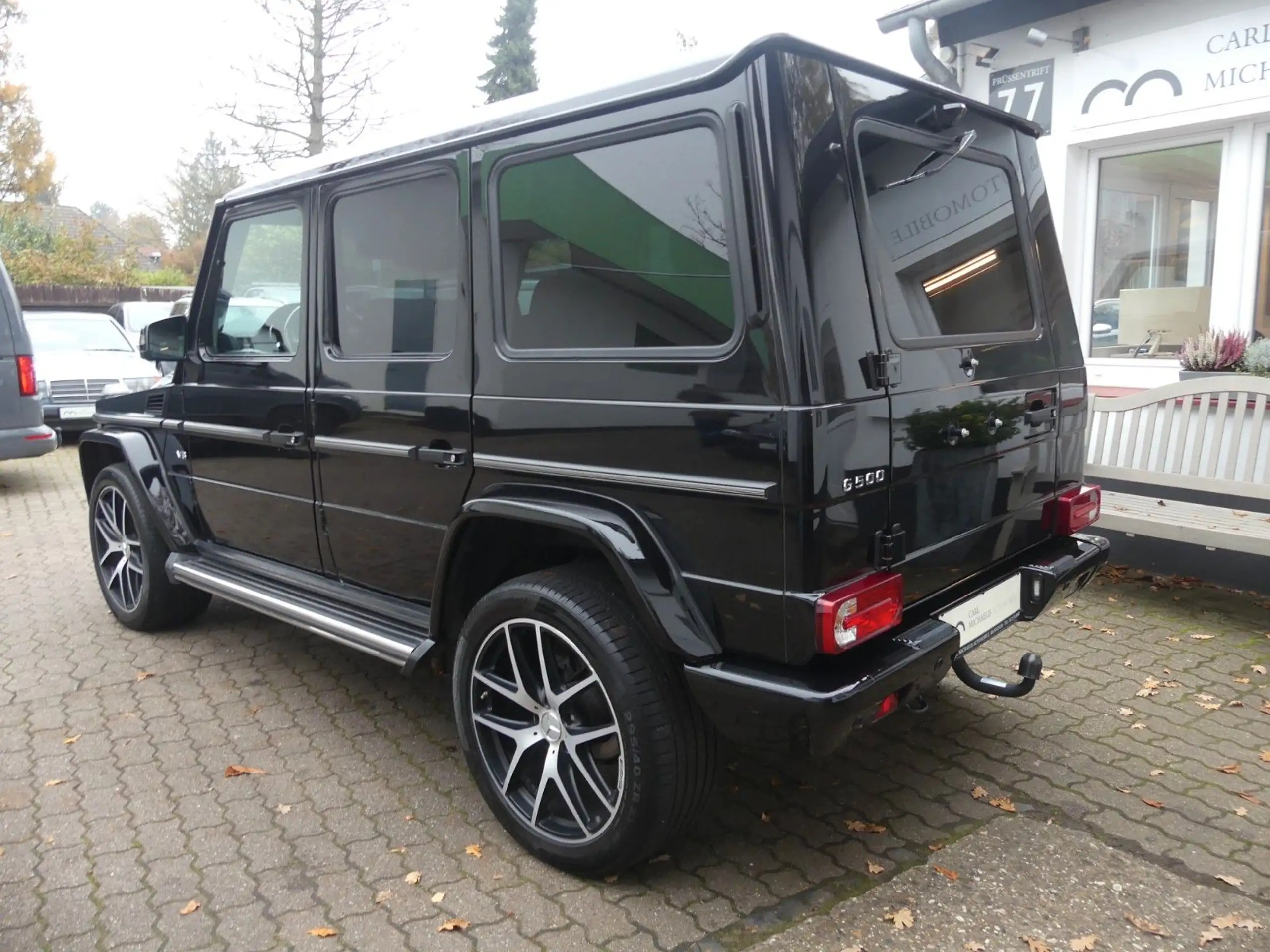 Mercedes-Benz - G 500