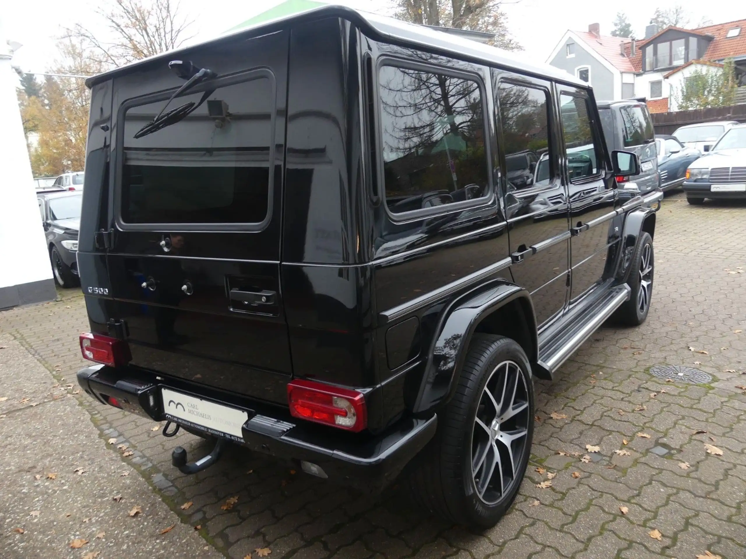 Mercedes-Benz - G 500