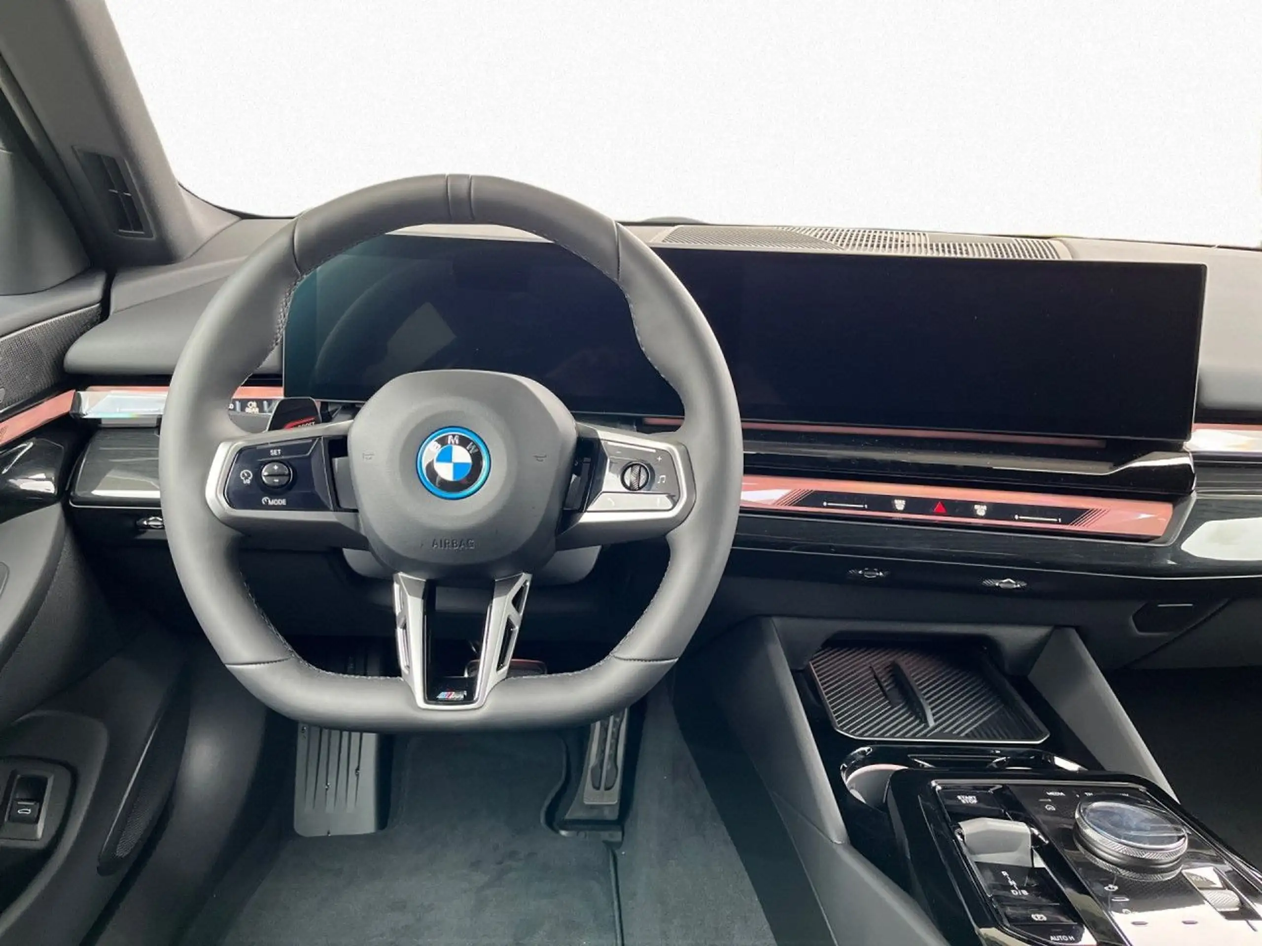 BMW - i5