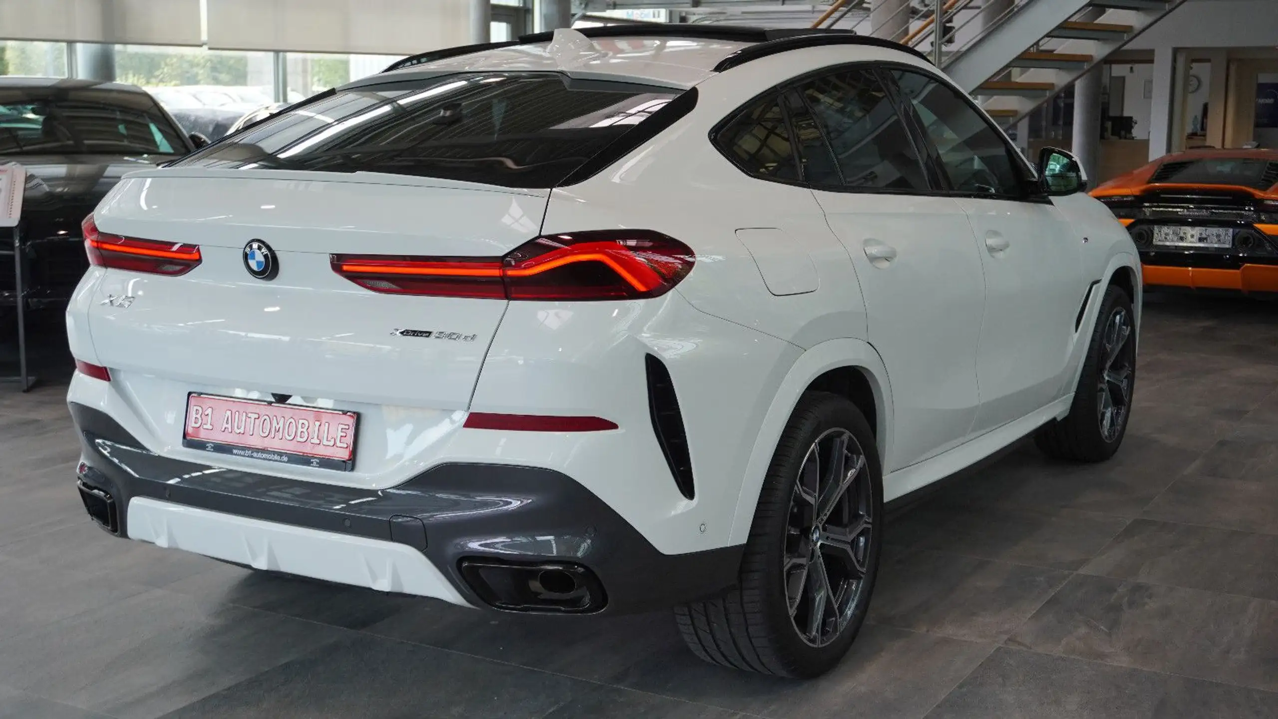 BMW - X6