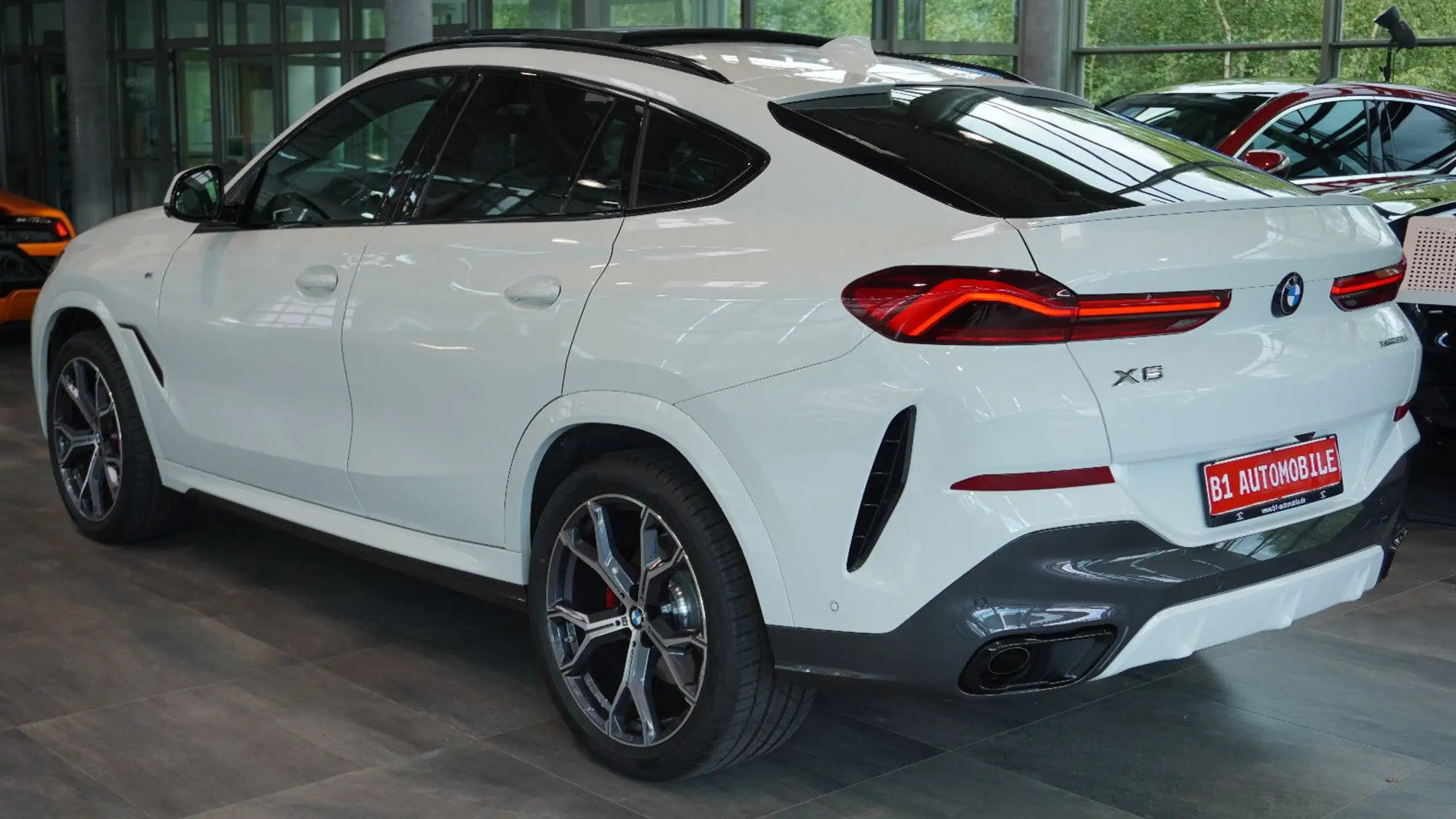 BMW - X6