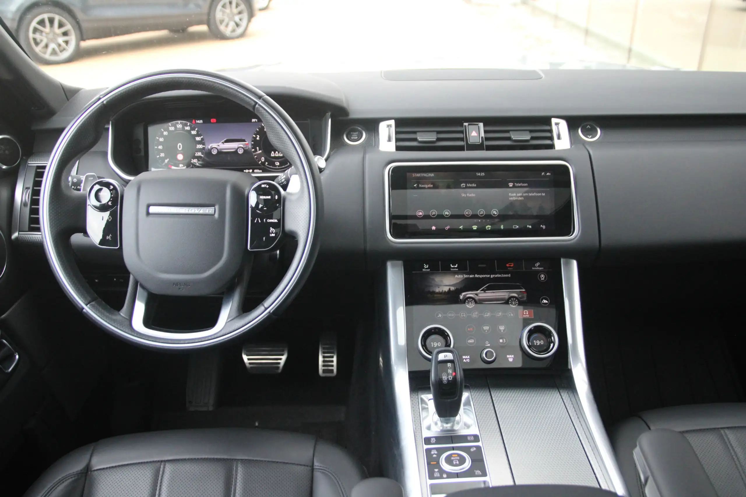 Land Rover - Range Rover Sport