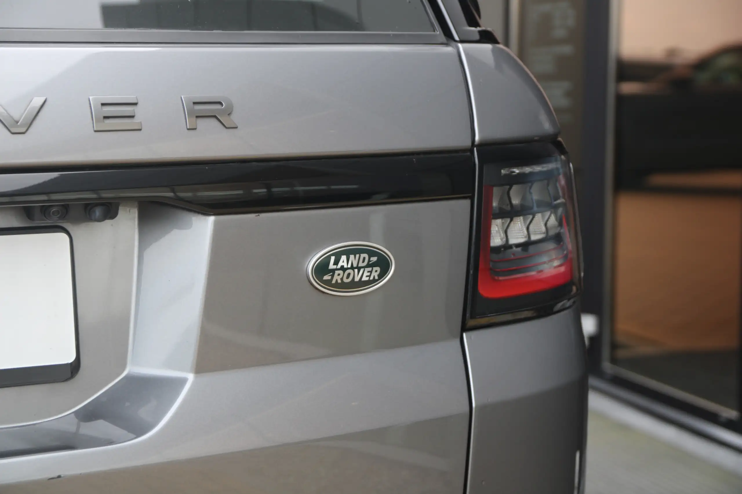 Land Rover - Range Rover Sport