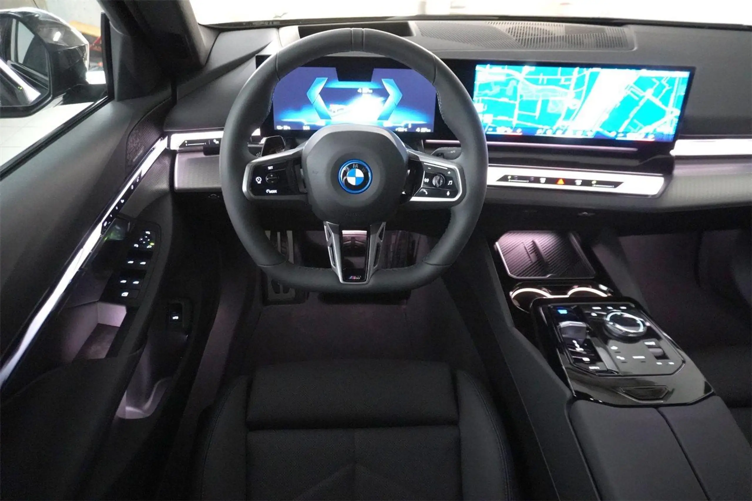 BMW - i5