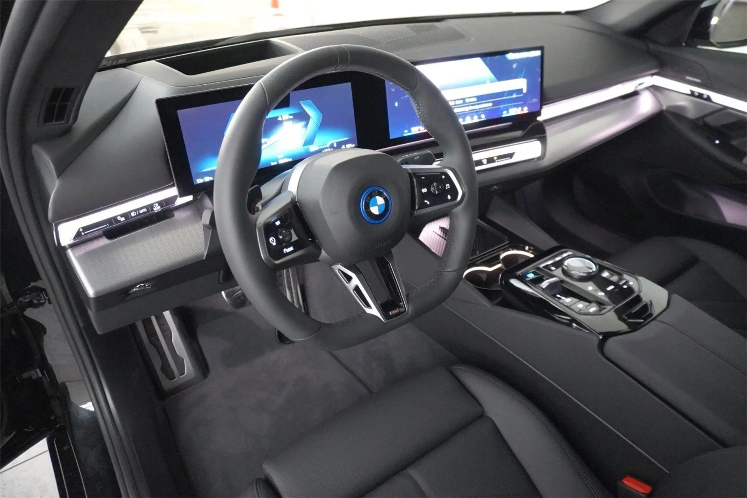 BMW - i5