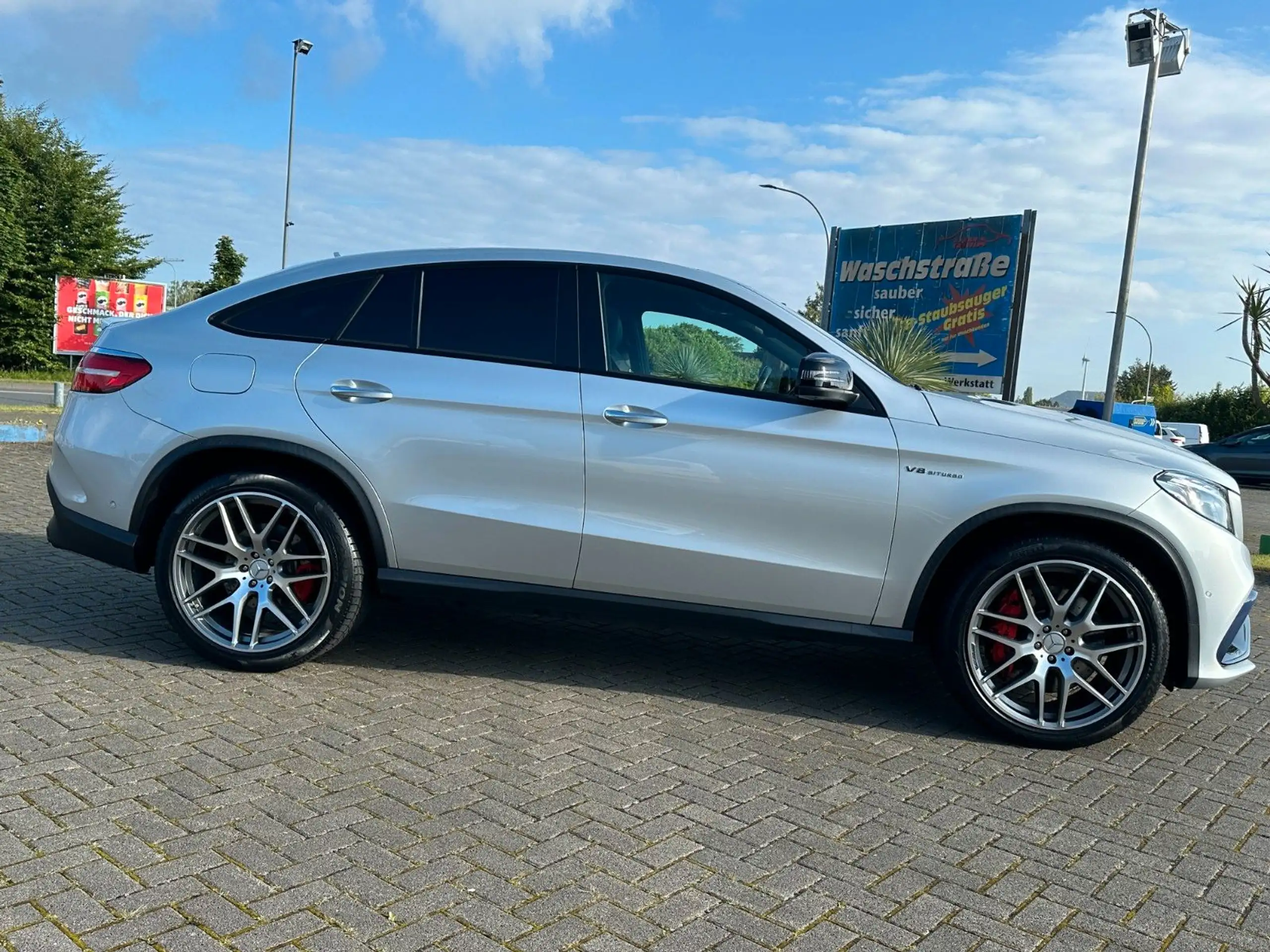 Mercedes-Benz - GLE 63 AMG