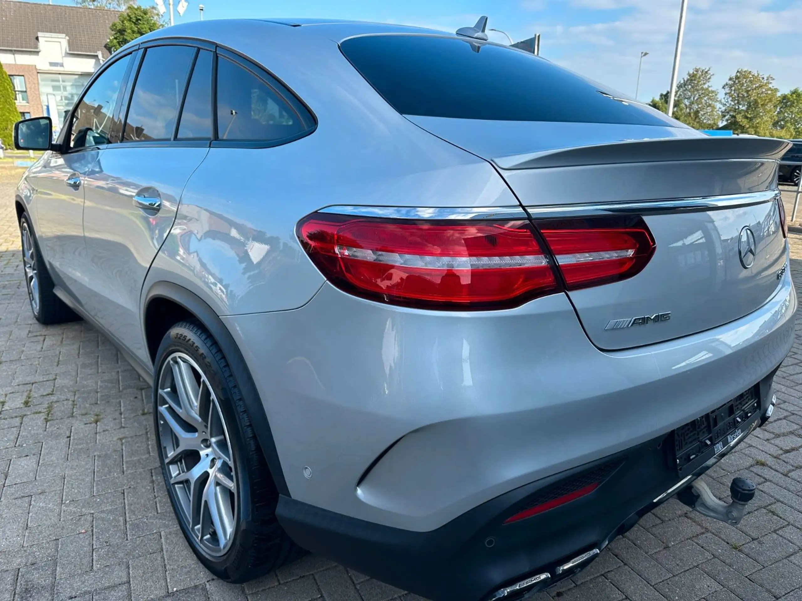 Mercedes-Benz - GLE 63 AMG