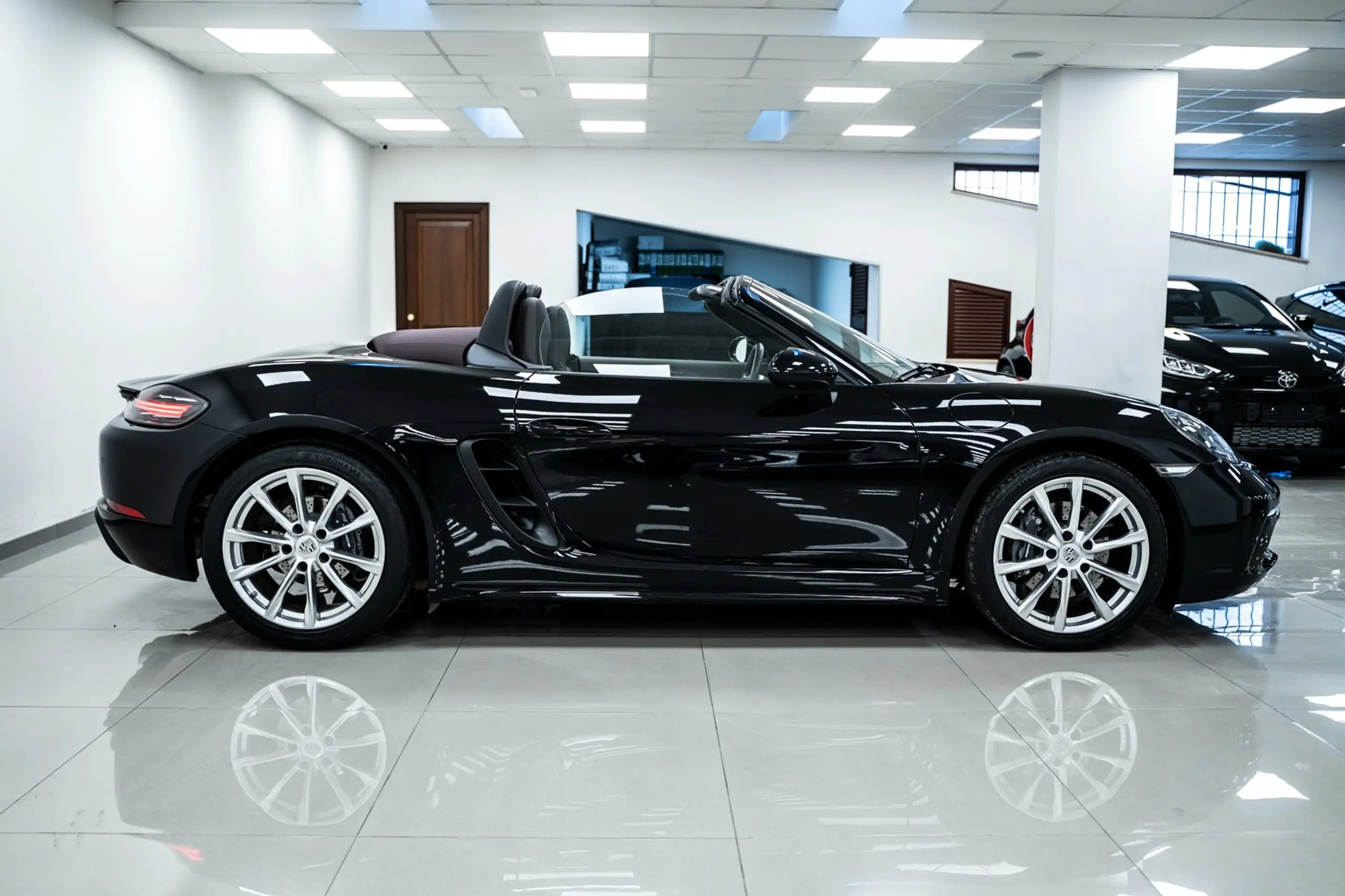 Porsche - Boxster