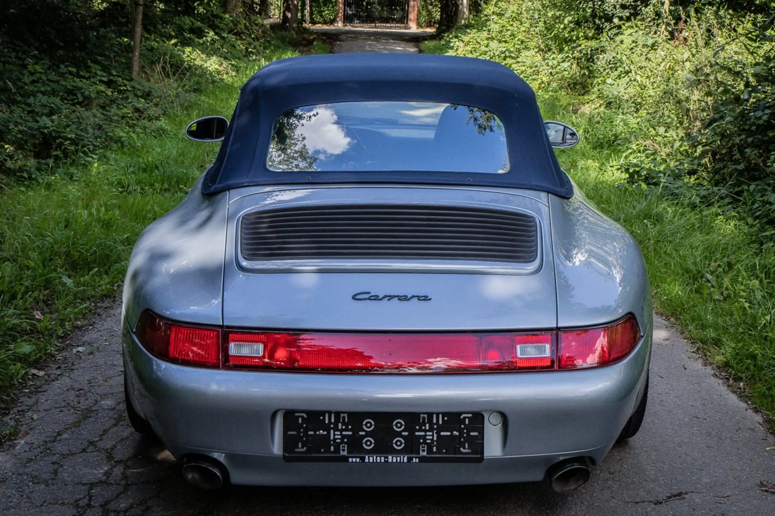 Porsche - 911