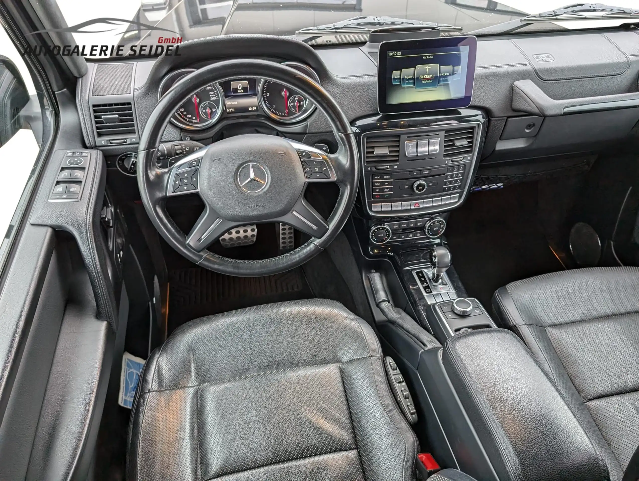 Mercedes-Benz - G 350