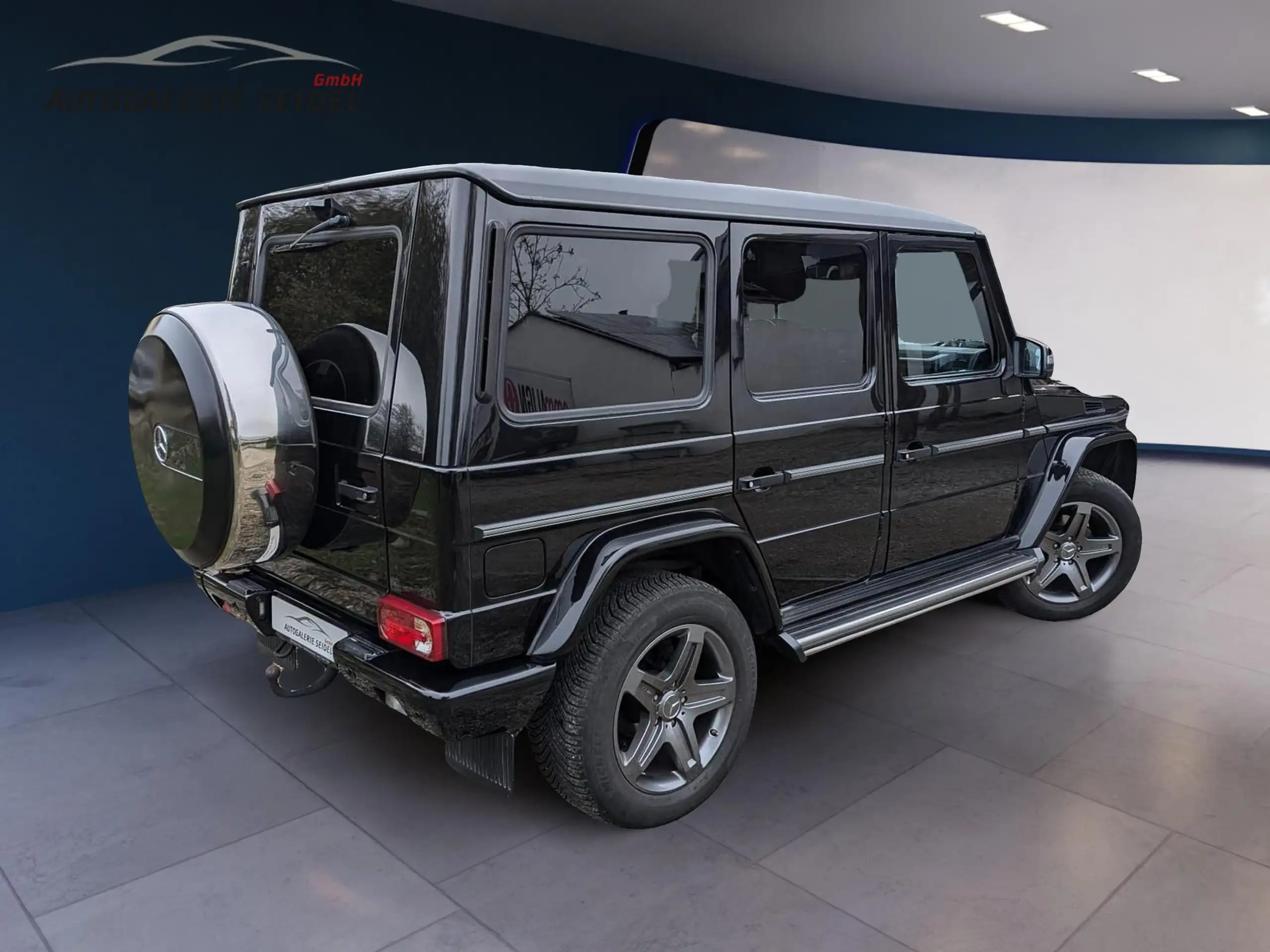 Mercedes-Benz - G 350