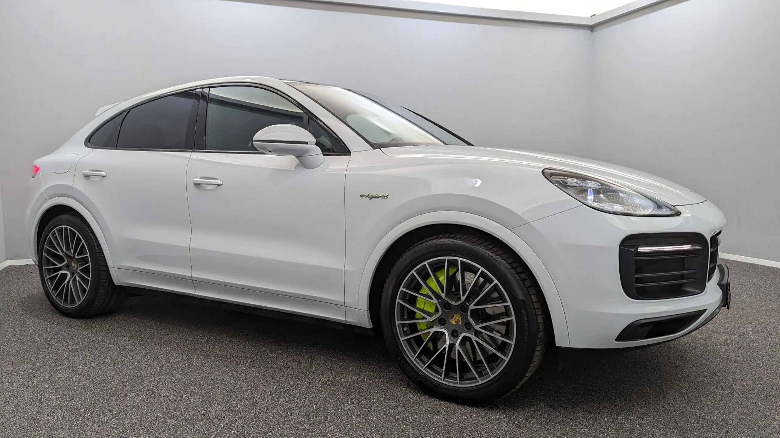 Porsche - Cayenne