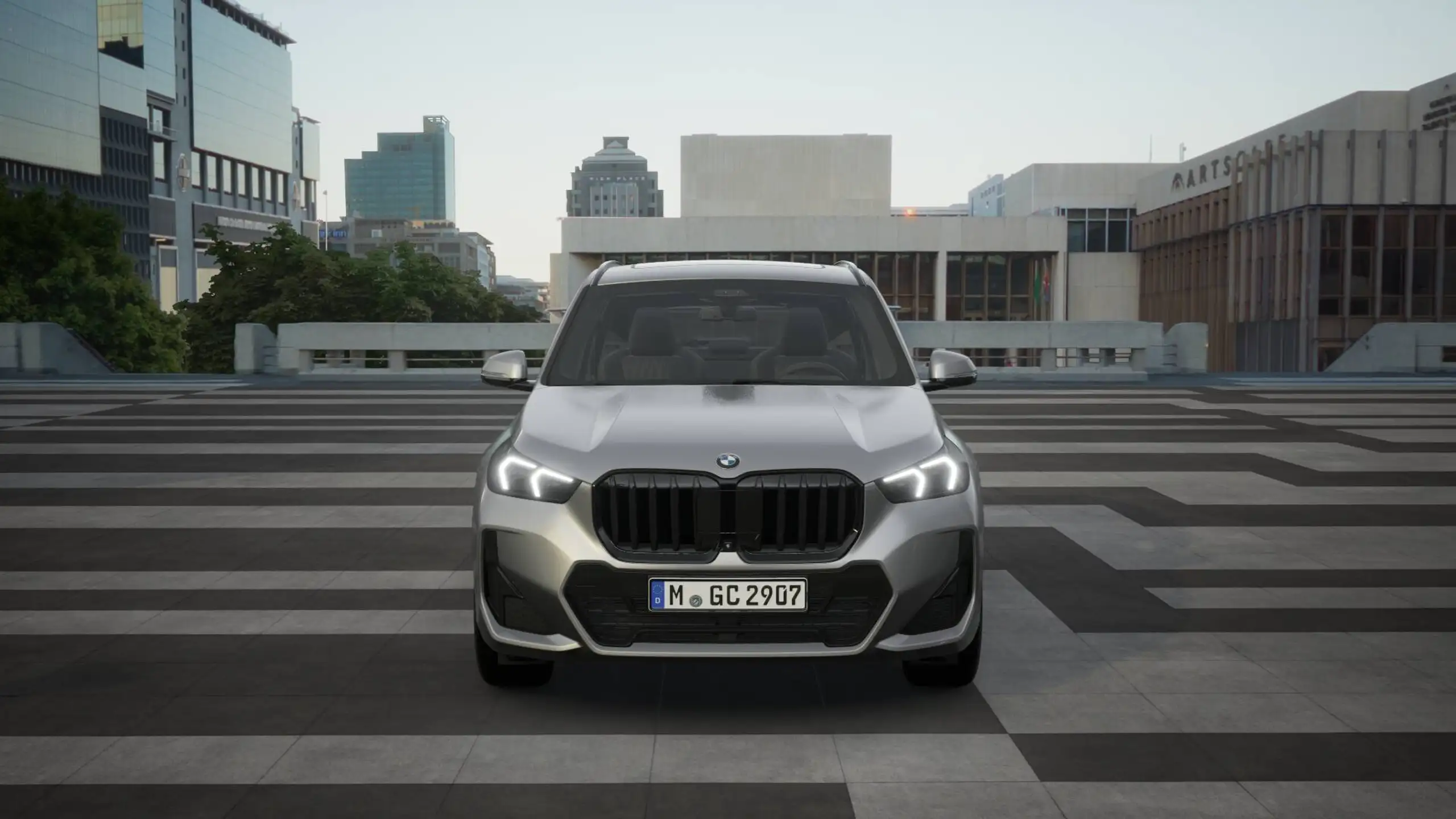 BMW - X1