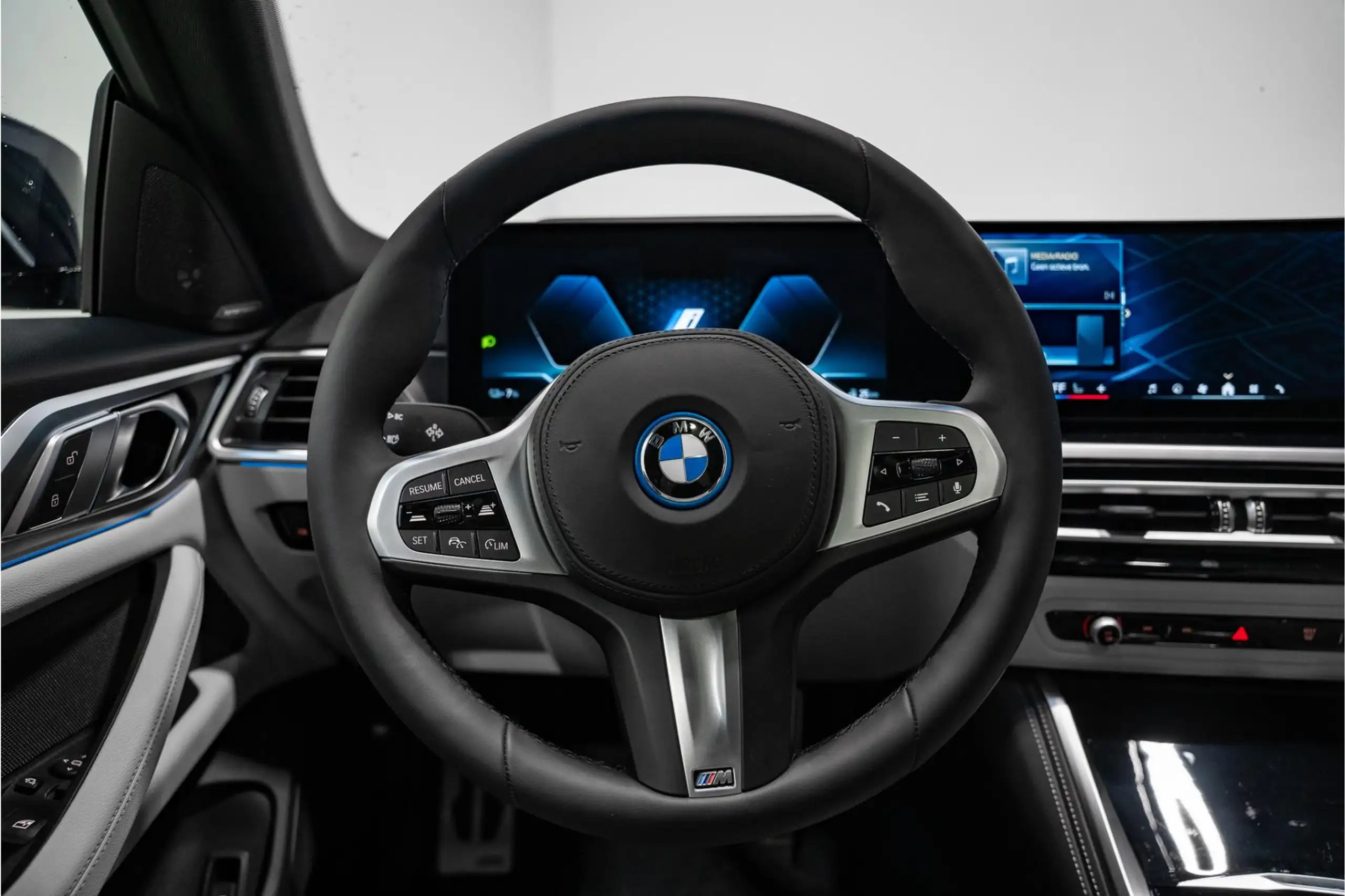 BMW - i4