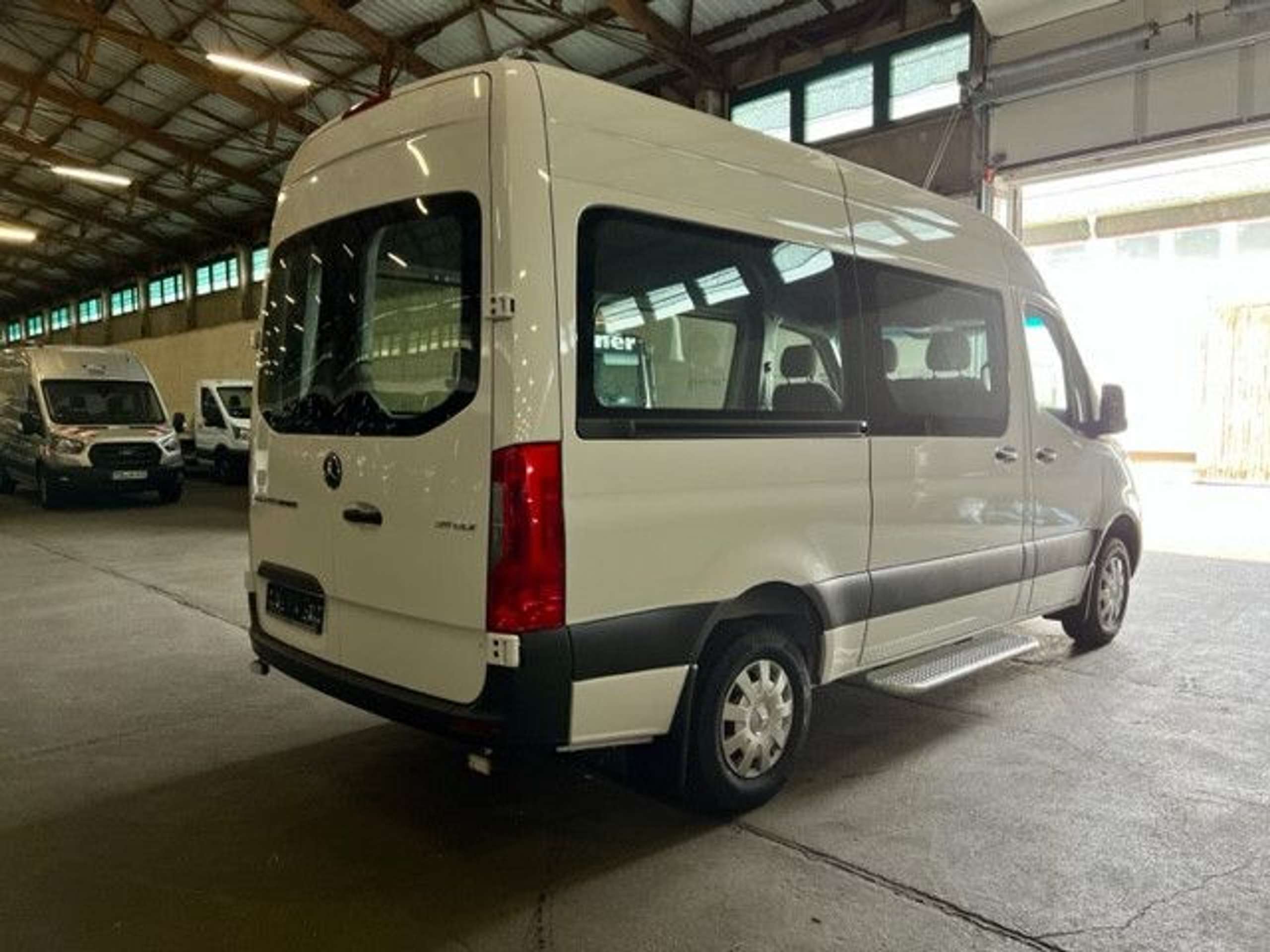 Mercedes-Benz - Sprinter