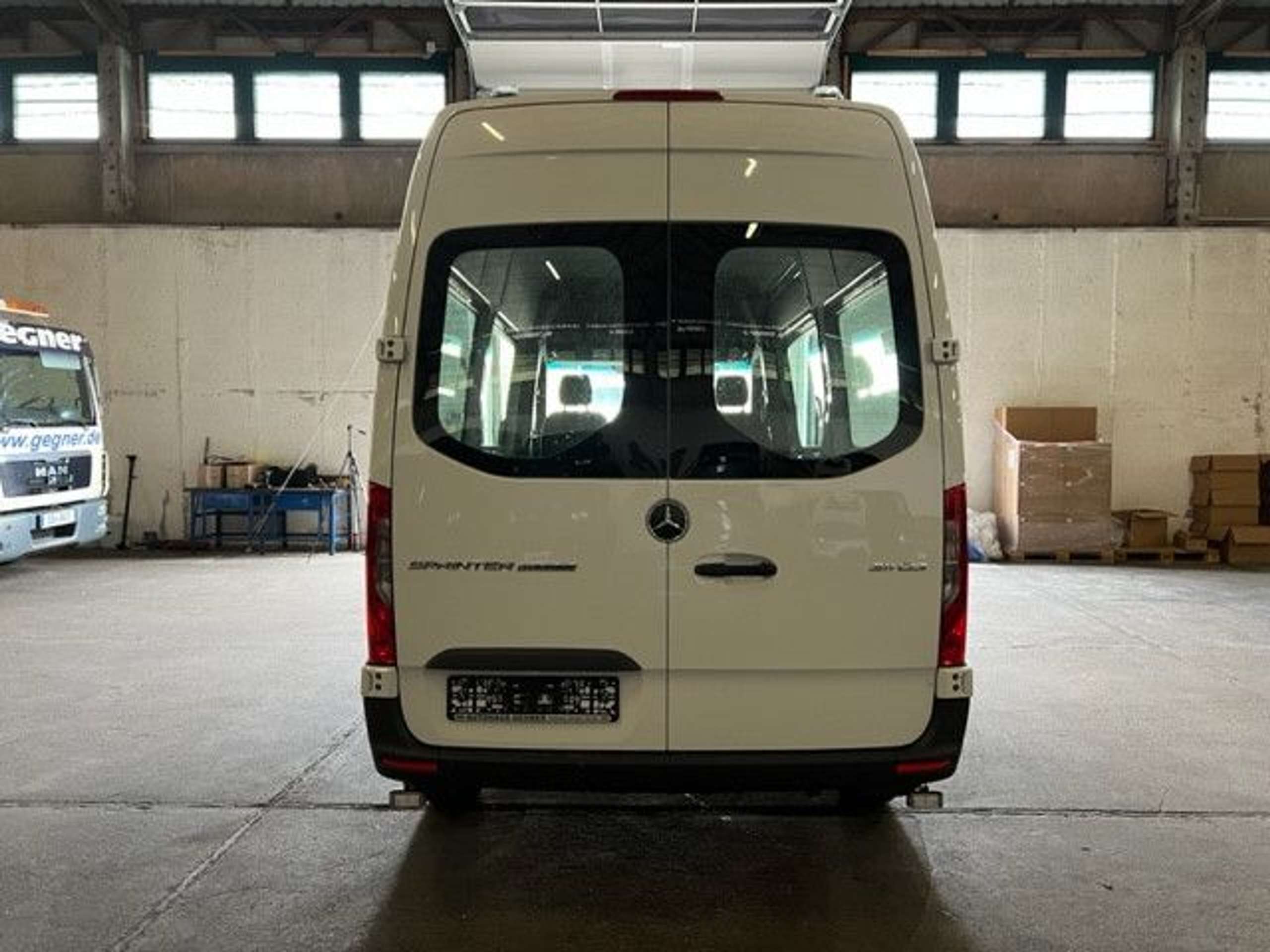 Mercedes-Benz - Sprinter