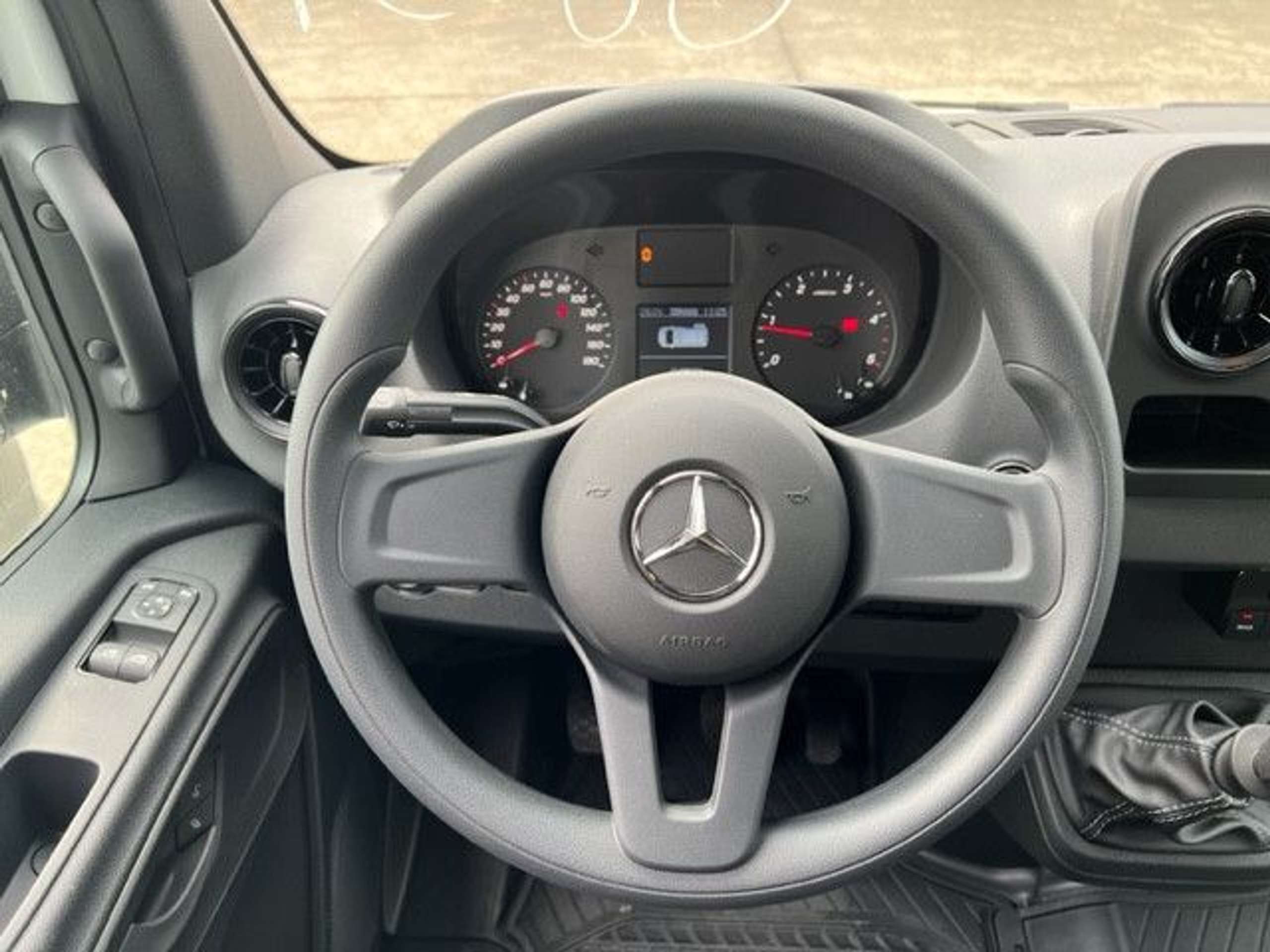 Mercedes-Benz - Sprinter