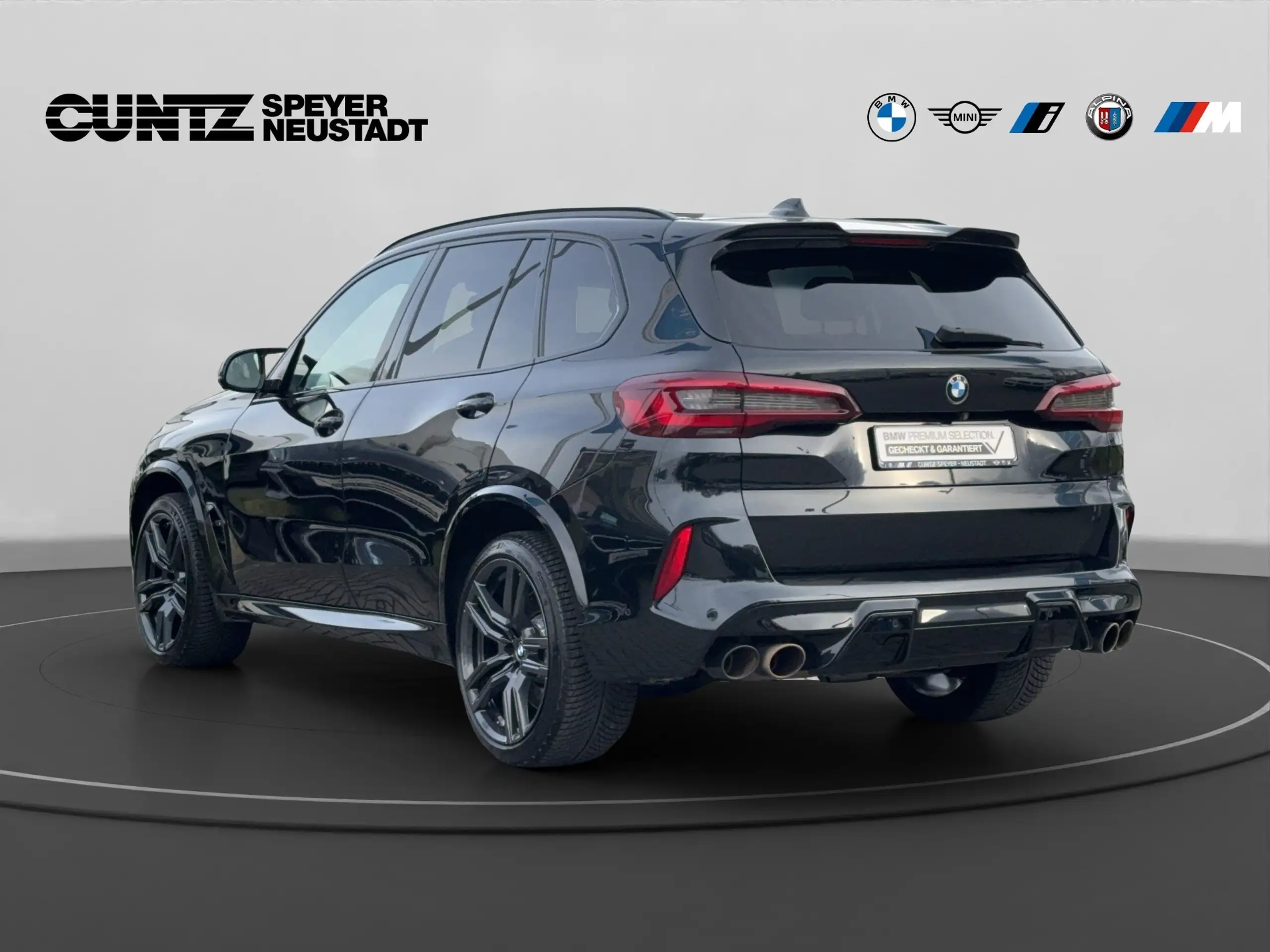 BMW - X5 M