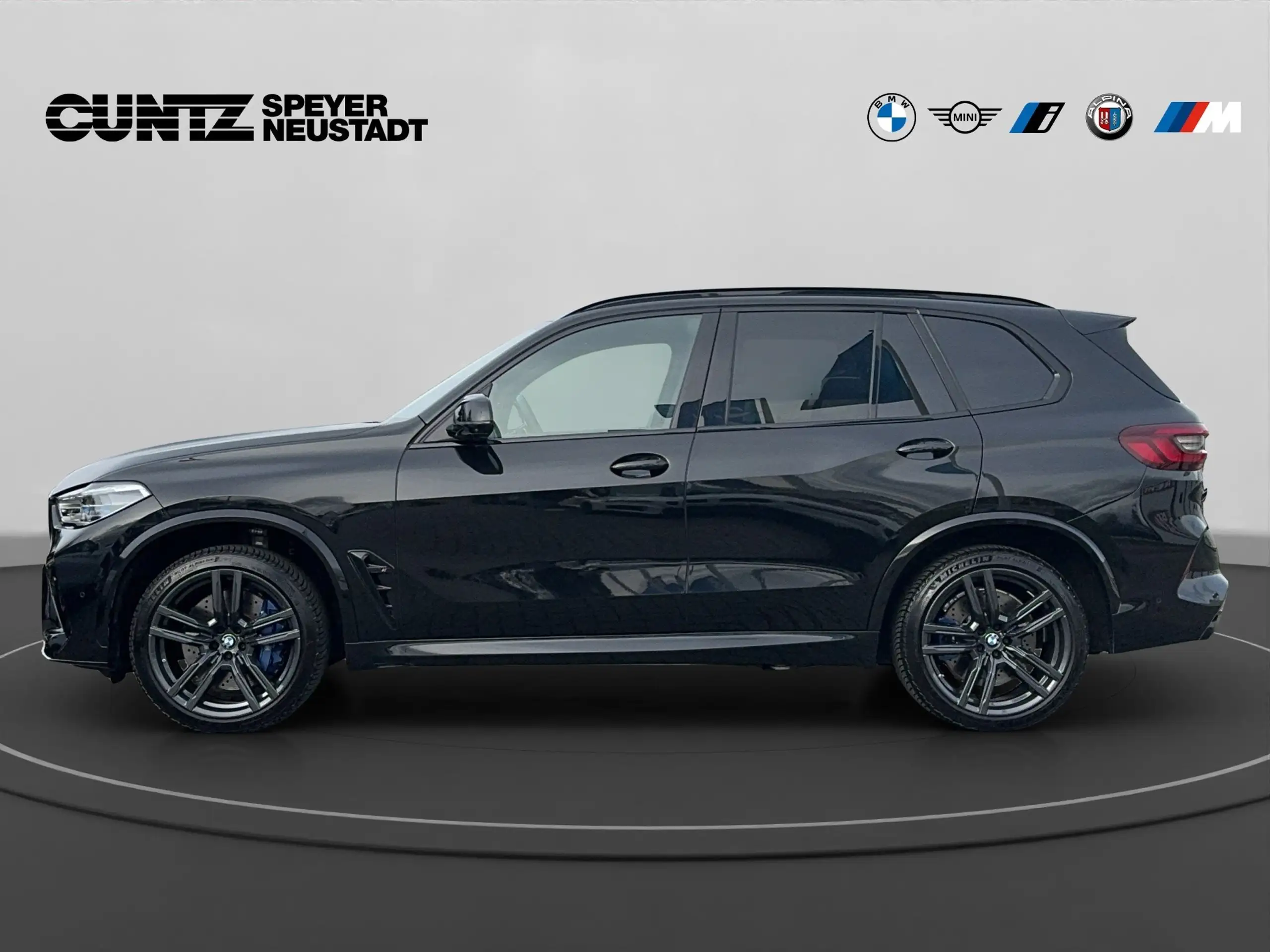 BMW - X5 M