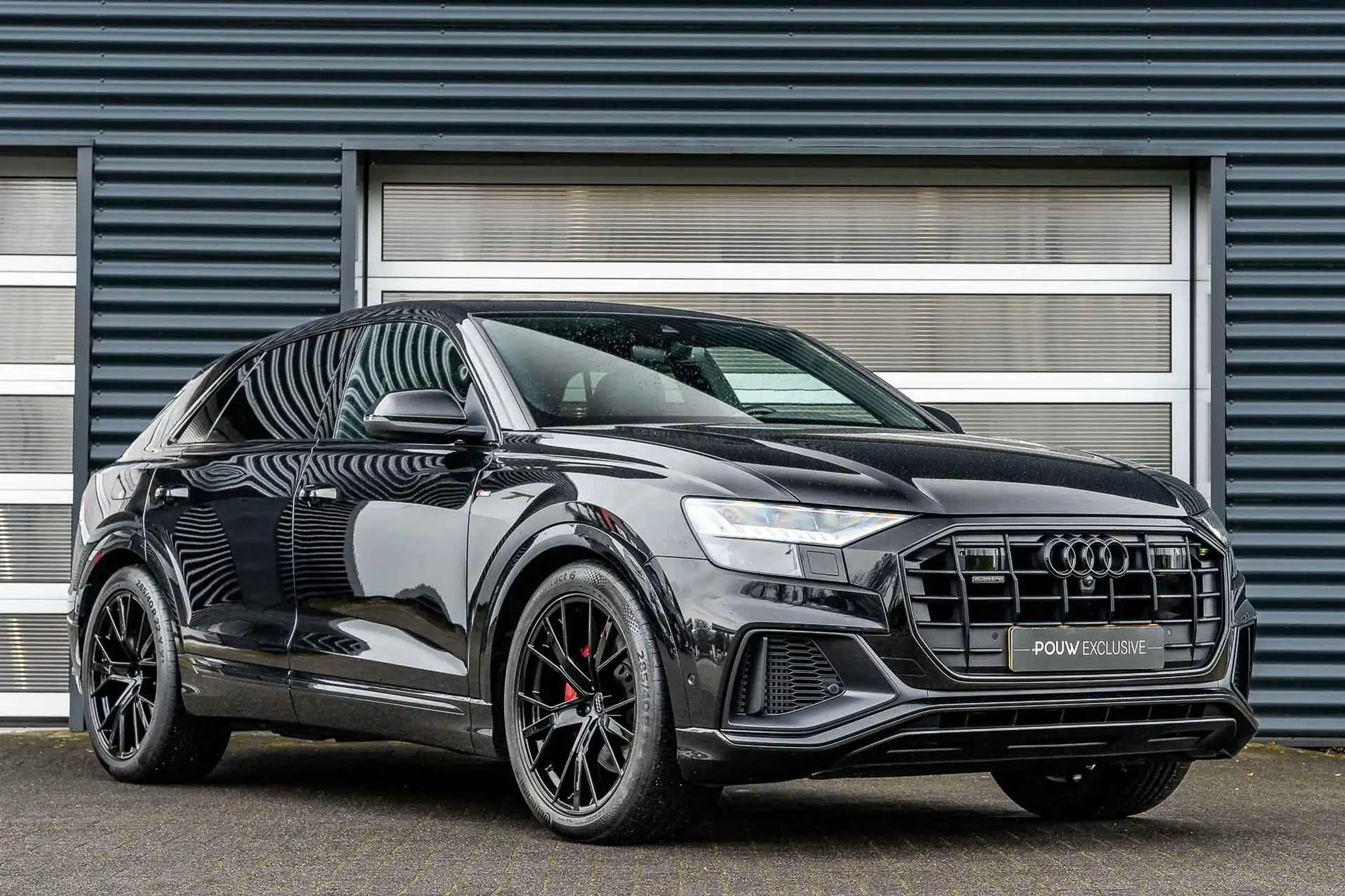 Audi - Q8