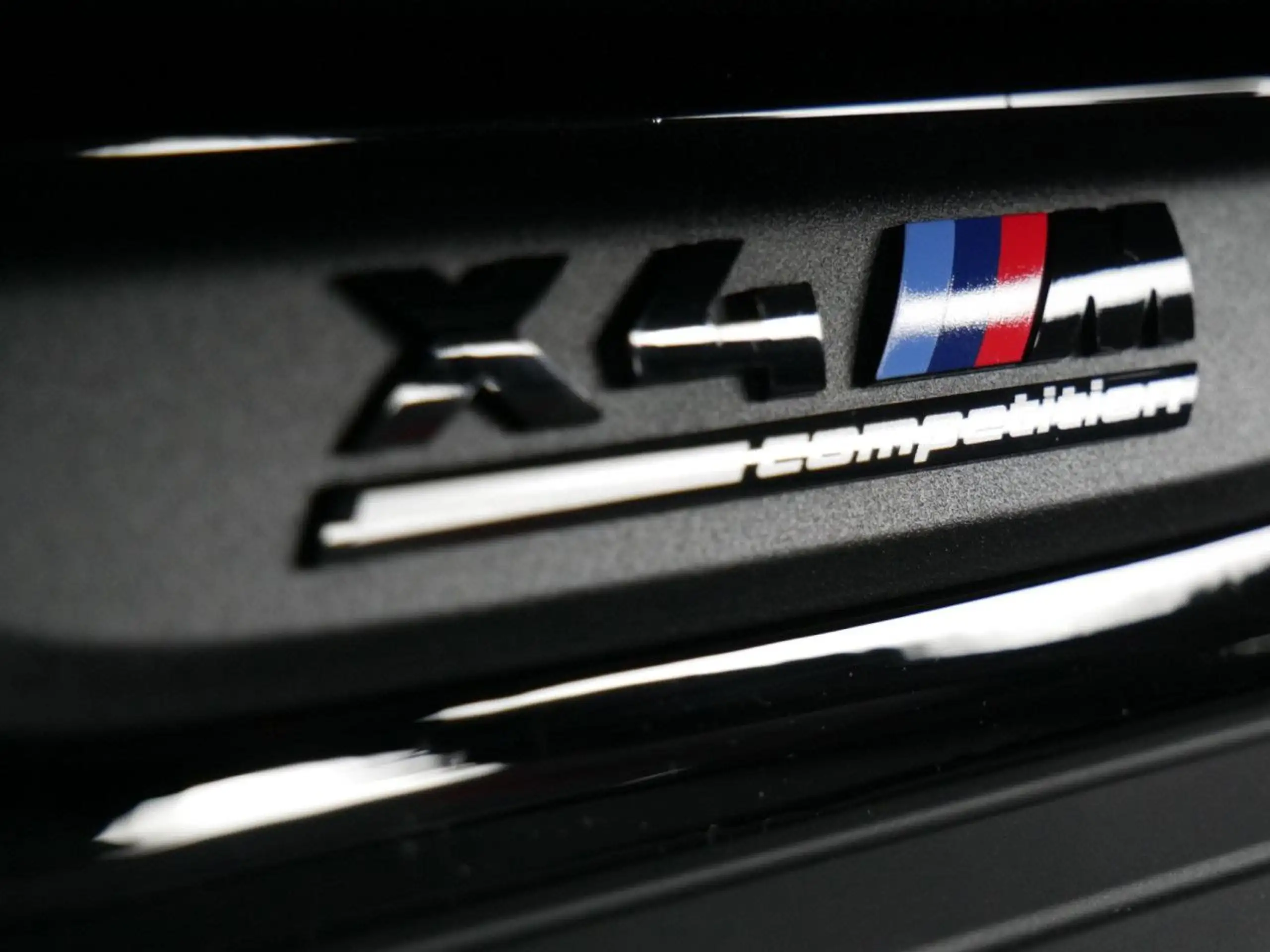 BMW - X4 M